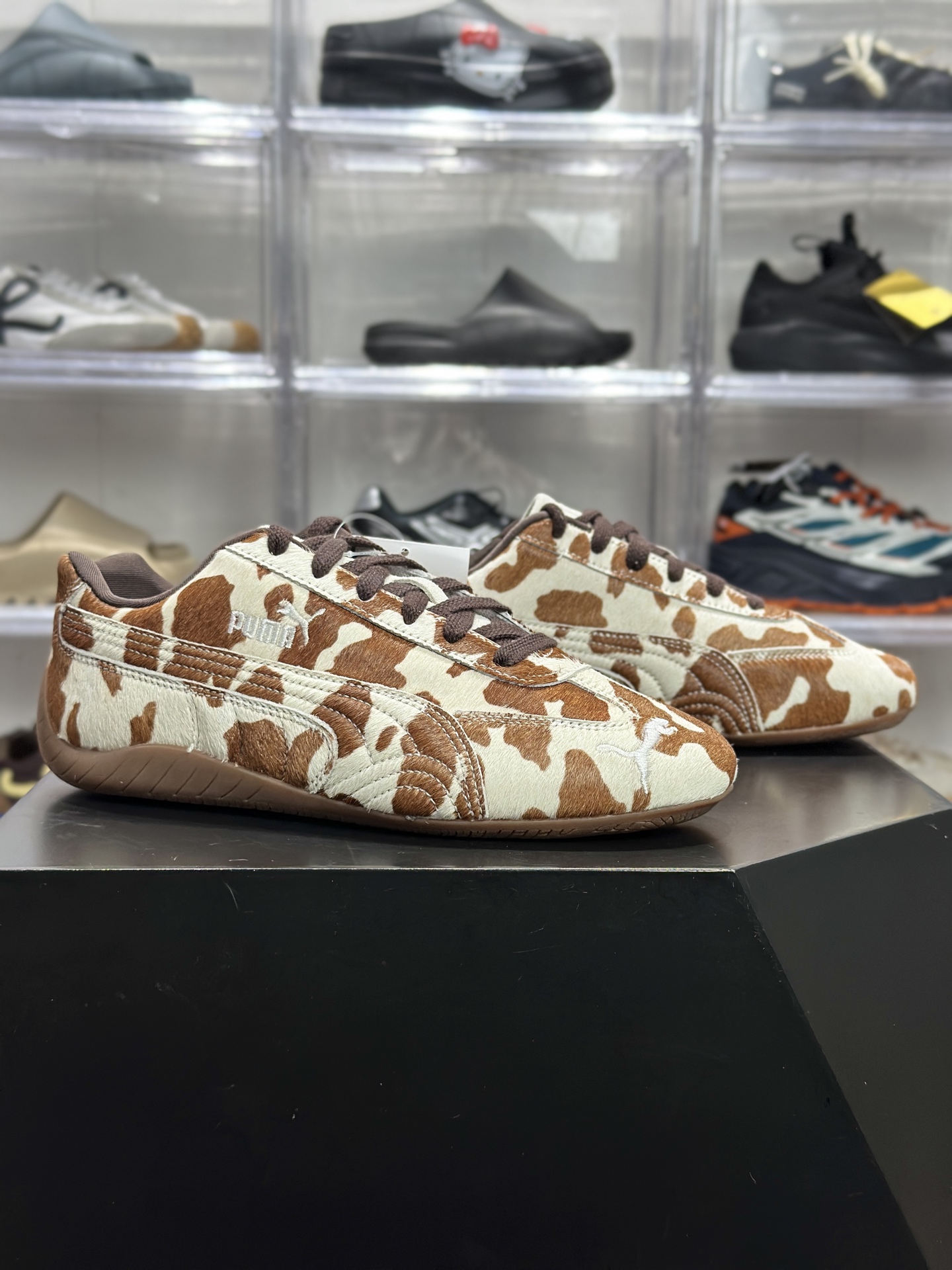 PUMA Speedcat 奶牛纹（简称 “奶牛猫”） 406141-01