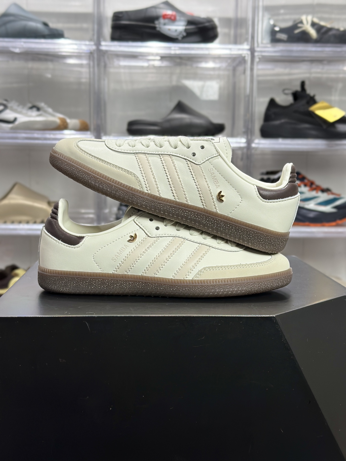 160 adidas Samba W 米白棕做旧板鞋 IH6268-Chinese UA Cheap High Quatity Brand Clothes Bags handbags Sneakers wholesale wholesaler seller from China Factory suppliers Fashion Clothing Shoes best Quality Beautiful Price 160 adidas Samba W 米白棕做旧板鞋 IH6268