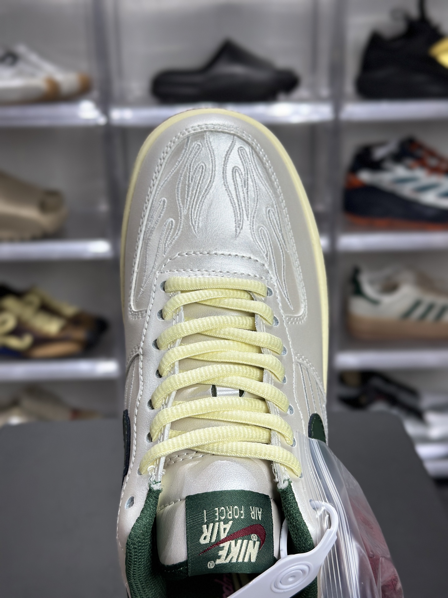 Nike Air Force 1 '07 LV8 银绿缎面款 FN5895-030-Top High Quatity Cheap Sneakers Fashion Clothing Clothes Bags handbags Shoes of all Brand wholesale With The best Quality And Beautiful Price from China Factory Chinese suppliers wholesaler seller Nike Air Force 1 '07 LV8 银绿缎面款 FN5895-030