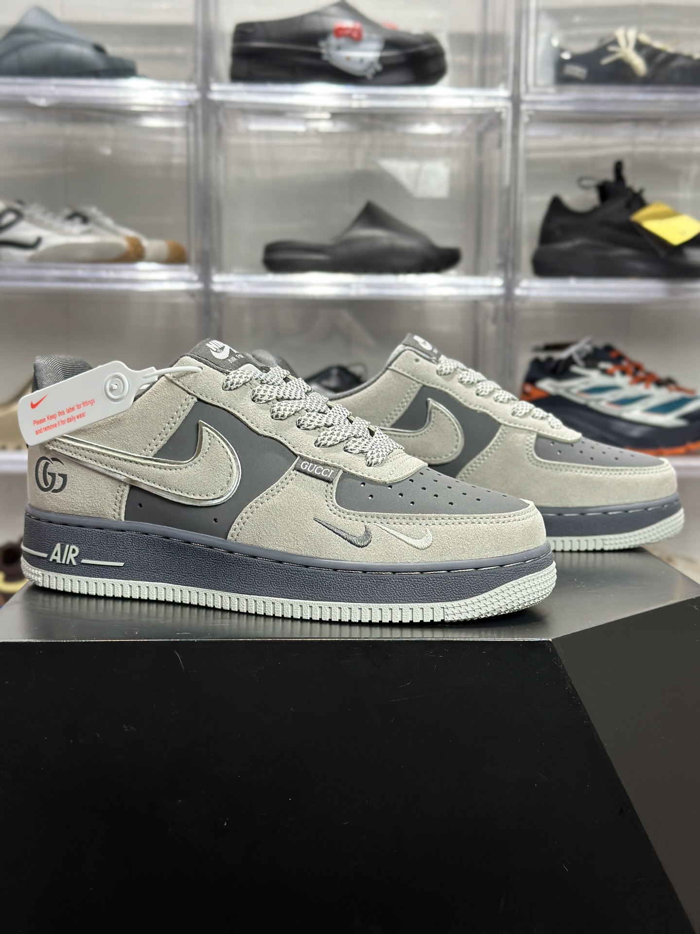 Gucci x Nike Air Force 1 联名灰调 GG 款 SS1979-026