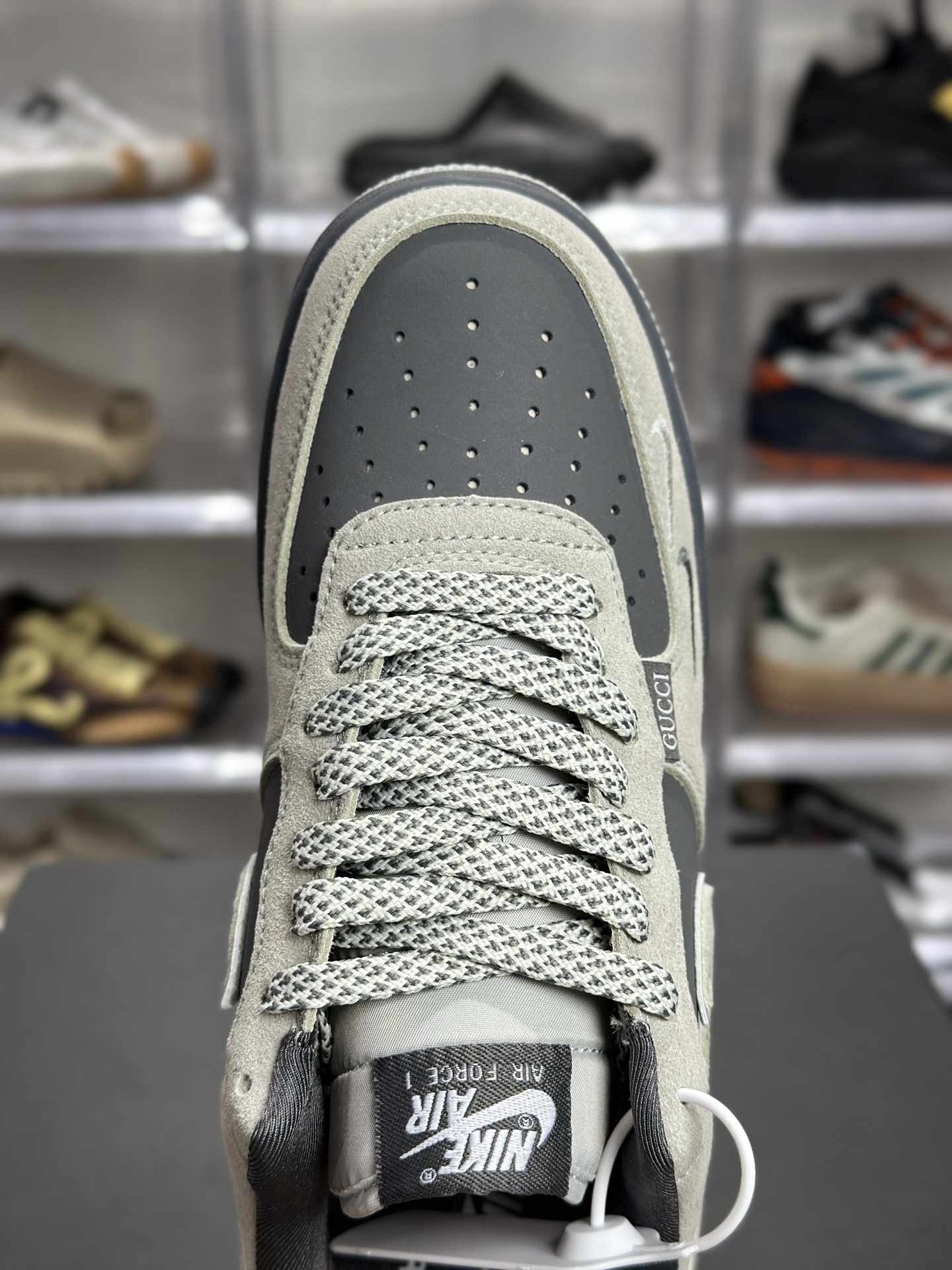Gucci x Nike Air Force 1 联名灰调 GG 款 SS1979-026