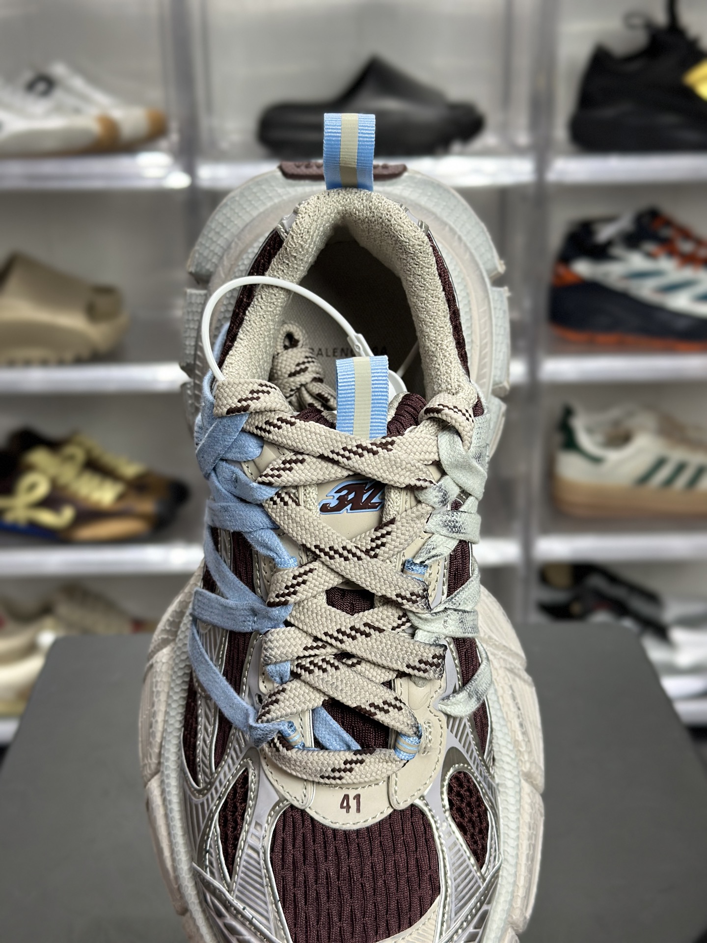 Balenciaga Track.3 棕灰蓝拼接款 85364 WIXTL 2940-Top High Quatity Cheap Sneakers Fashion Clothing Clothes Bags handbags Shoes of all Brand wholesale With The best Quality And Beautiful Price from China Factory Chinese suppliers wholesaler seller Balenciaga Track.3 棕灰蓝拼接款 85364 WIXTL 2940