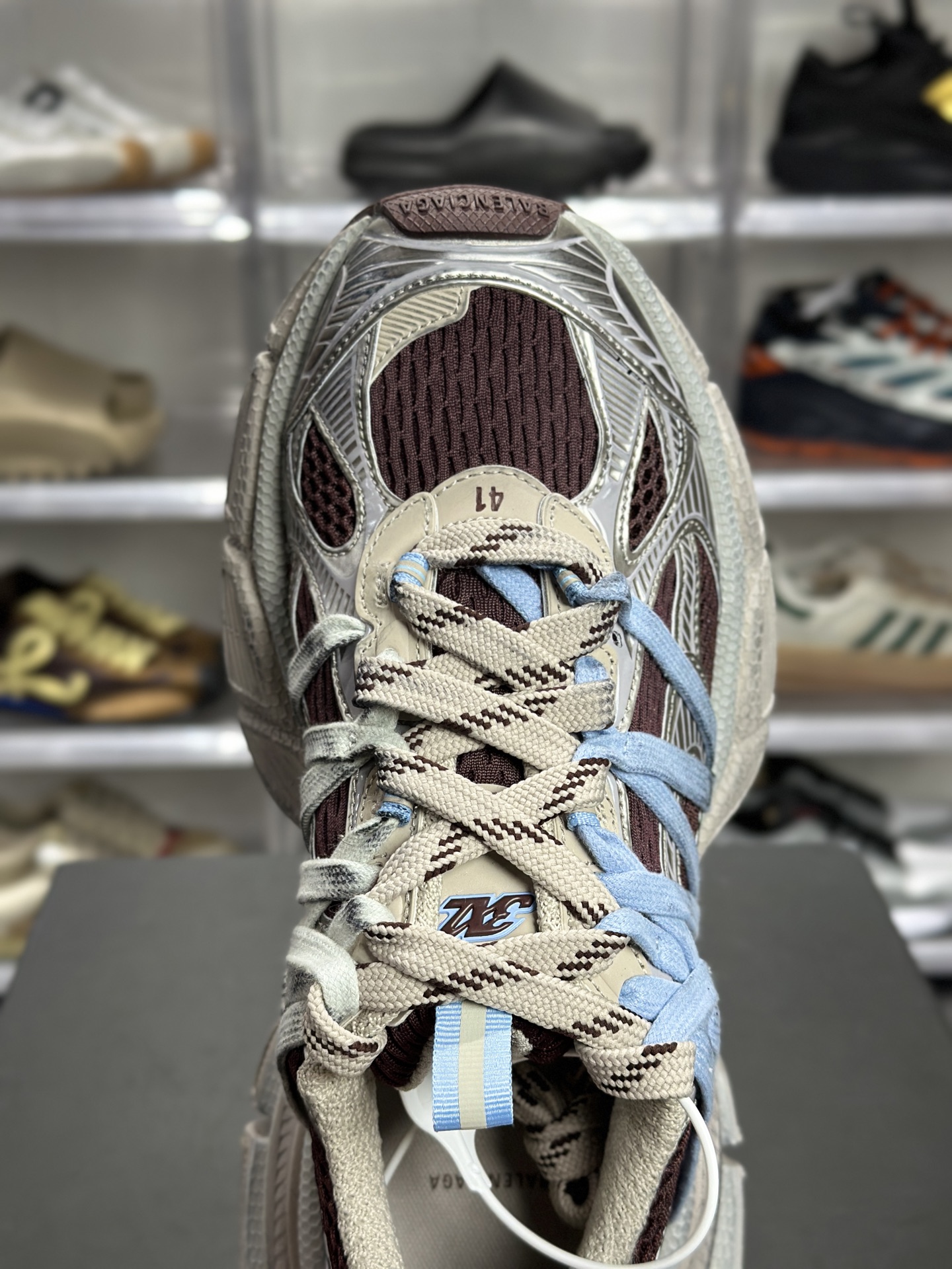 Balenciaga Track.3 棕灰蓝拼接款 85364 WIXTL 2940-Top High Quatity Cheap Sneakers Fashion Clothing Clothes Bags handbags Shoes of all Brand wholesale With The best Quality And Beautiful Price from China Factory Chinese suppliers wholesaler seller Balenciaga Track.3 棕灰蓝拼接款 85364 WIXTL 2940