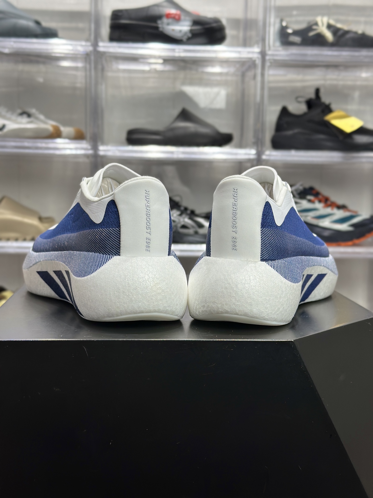 220 adidas Hyperboost Edge M 藏青白专业跑鞋 HQ1911