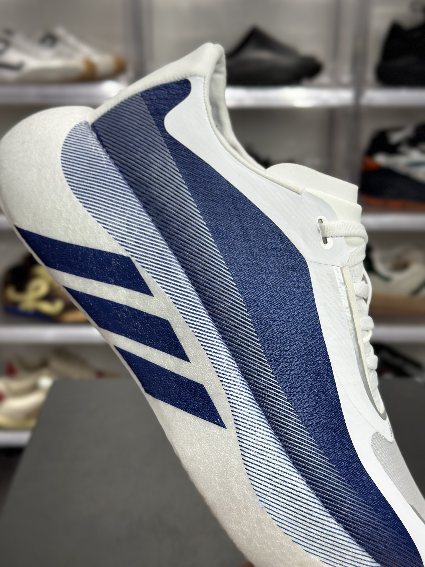 220 adidas Hyperboost Edge M 藏青白专业跑鞋 HQ1911