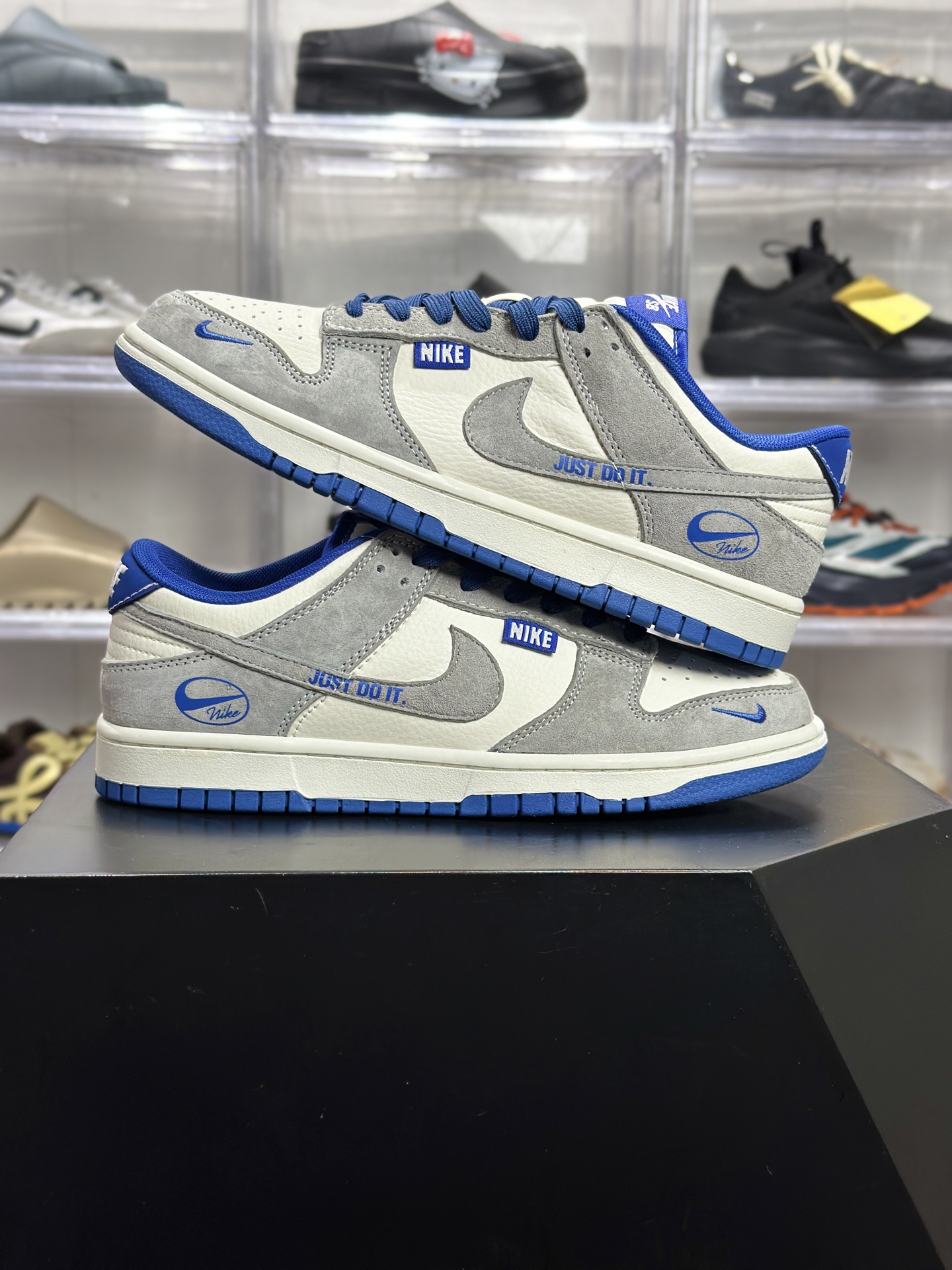 Nike Dunk Low Retro 灰麂皮 + 米白皮革复古板鞋 XZ5888-105