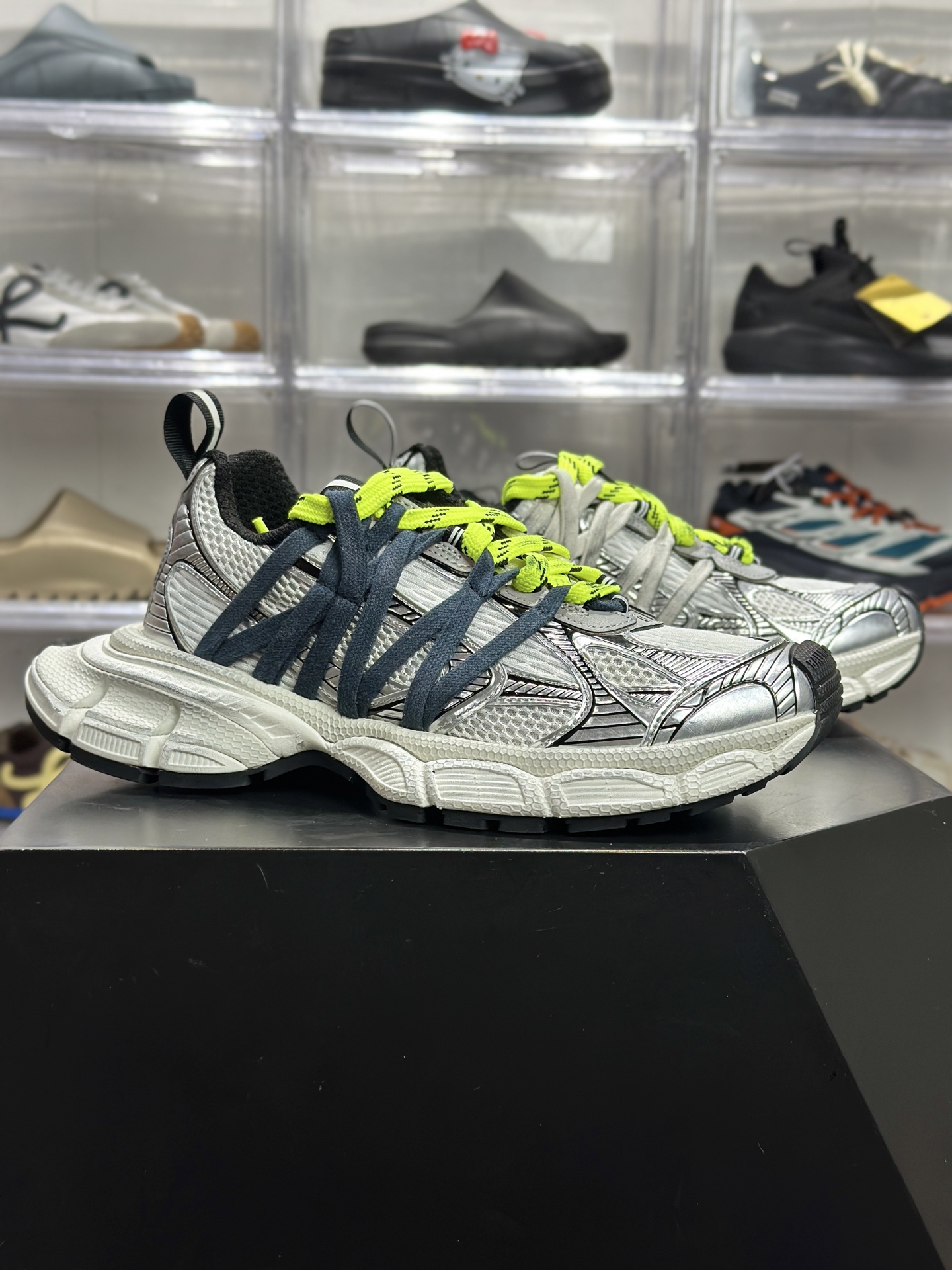 Balenciaga 3XL Interlace 手绘线稿荧光黄鞋带老爹鞋 ECGR9101DA-Top High Quatity Cheap Sneakers Fashion Clothing Clothes Bags handbags Shoes of all Brand wholesale With The best Quality And Beautiful Price from China Factory Chinese suppliers wholesaler seller Balenciaga 3XL Interlace 手绘线稿荧光黄鞋带老爹鞋 ECGR9101DA