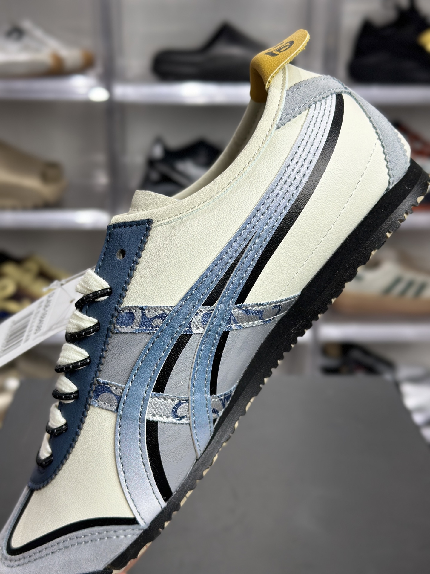 Onitsuka Tiger Mexico 66 Vin 蓝灰迷彩休闲鞋 DL408-1684-High Quatity Cheap Brand wholesale wholesaler seller Clothes Bags handbags Sneakers Top Fashion Clothing Shoes from China Factory Chinese suppliers best Quality Beautiful Price Onitsuka Tiger Mexico 66 Vin 蓝灰迷彩休闲鞋 DL408-1684