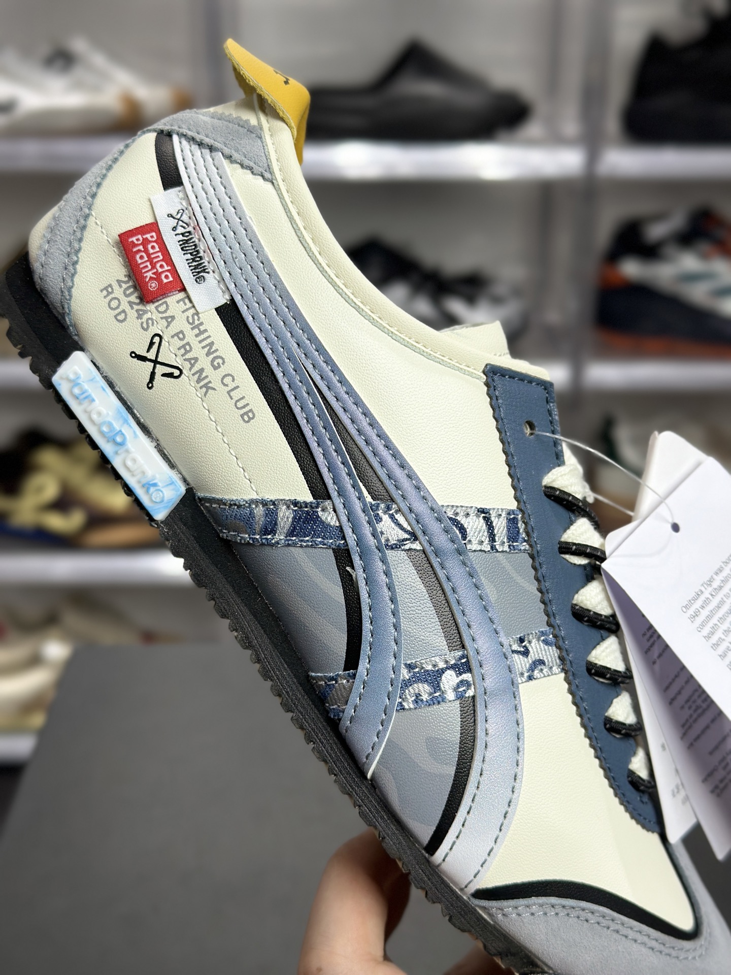 Onitsuka Tiger Mexico 66 Vin 蓝灰迷彩休闲鞋 DL408-1684-High Quatity Cheap Brand wholesale wholesaler seller Clothes Bags handbags Sneakers Top Fashion Clothing Shoes from China Factory Chinese suppliers best Quality Beautiful Price Onitsuka Tiger Mexico 66 Vin 蓝灰迷彩休闲鞋 DL408-1684