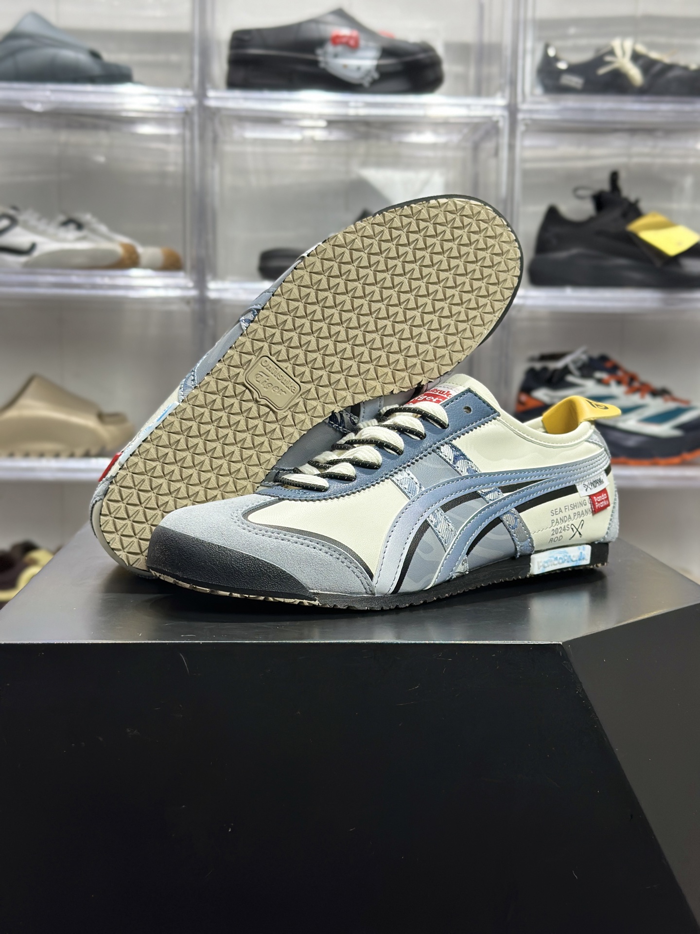 Onitsuka Tiger Mexico 66 Vin 蓝灰迷彩休闲鞋 DL408-1684-High Quatity Cheap Brand wholesale wholesaler seller Clothes Bags handbags Sneakers Top Fashion Clothing Shoes from China Factory Chinese suppliers best Quality Beautiful Price Onitsuka Tiger Mexico 66 Vin 蓝灰迷彩休闲鞋 DL408-1684