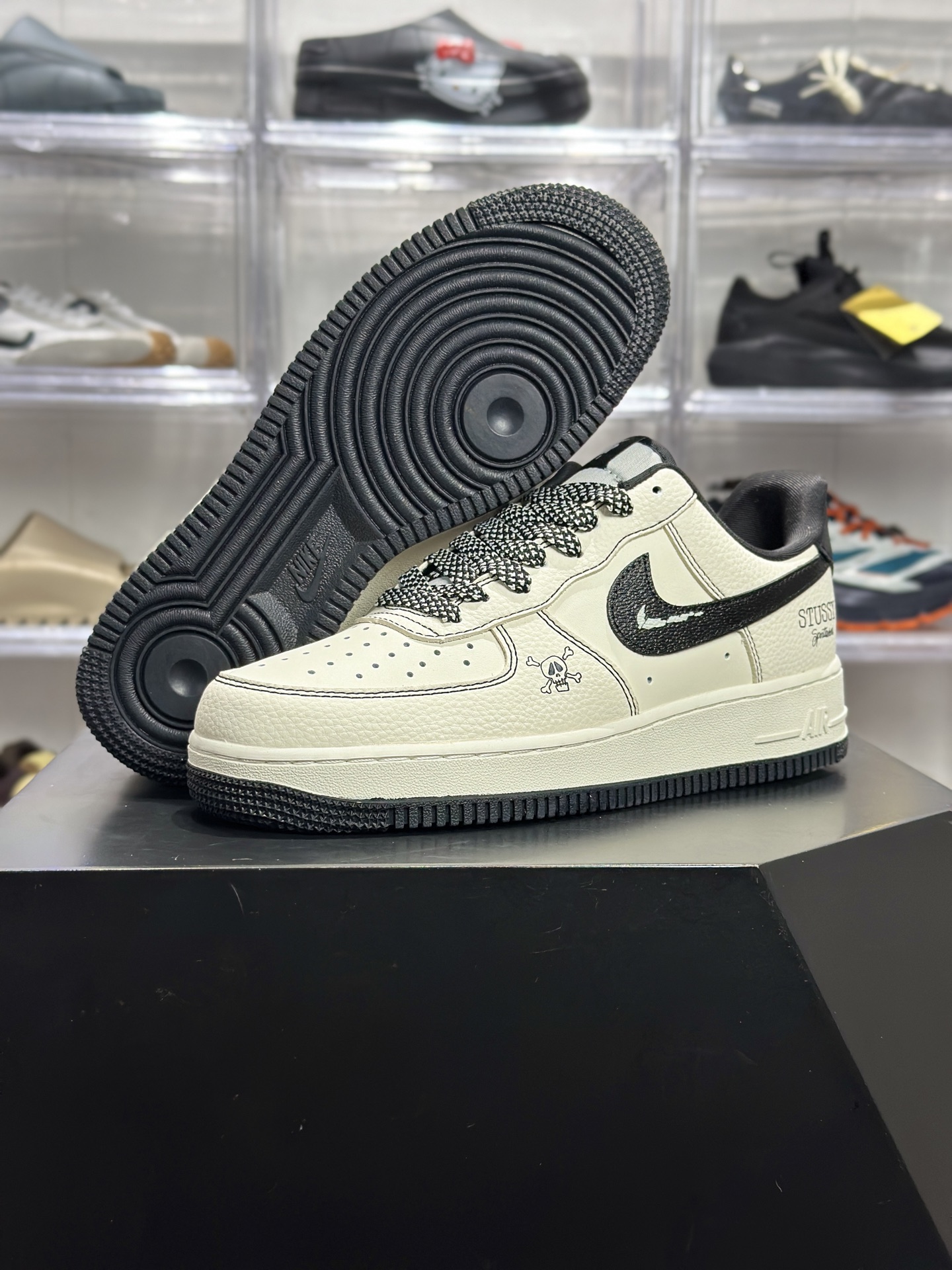 Nike Air Force 1 '07 x Stussy 米黑街头联名板鞋 LD1999-020-High Quatity Cheap Brand wholesale wholesaler seller Clothes Bags handbags Sneakers Top Fashion Clothing Shoes from China Factory Chinese suppliers best Quality Beautiful Price Nike Air Force 1 '07 x Stussy 米黑街头联名板鞋 LD1999-020