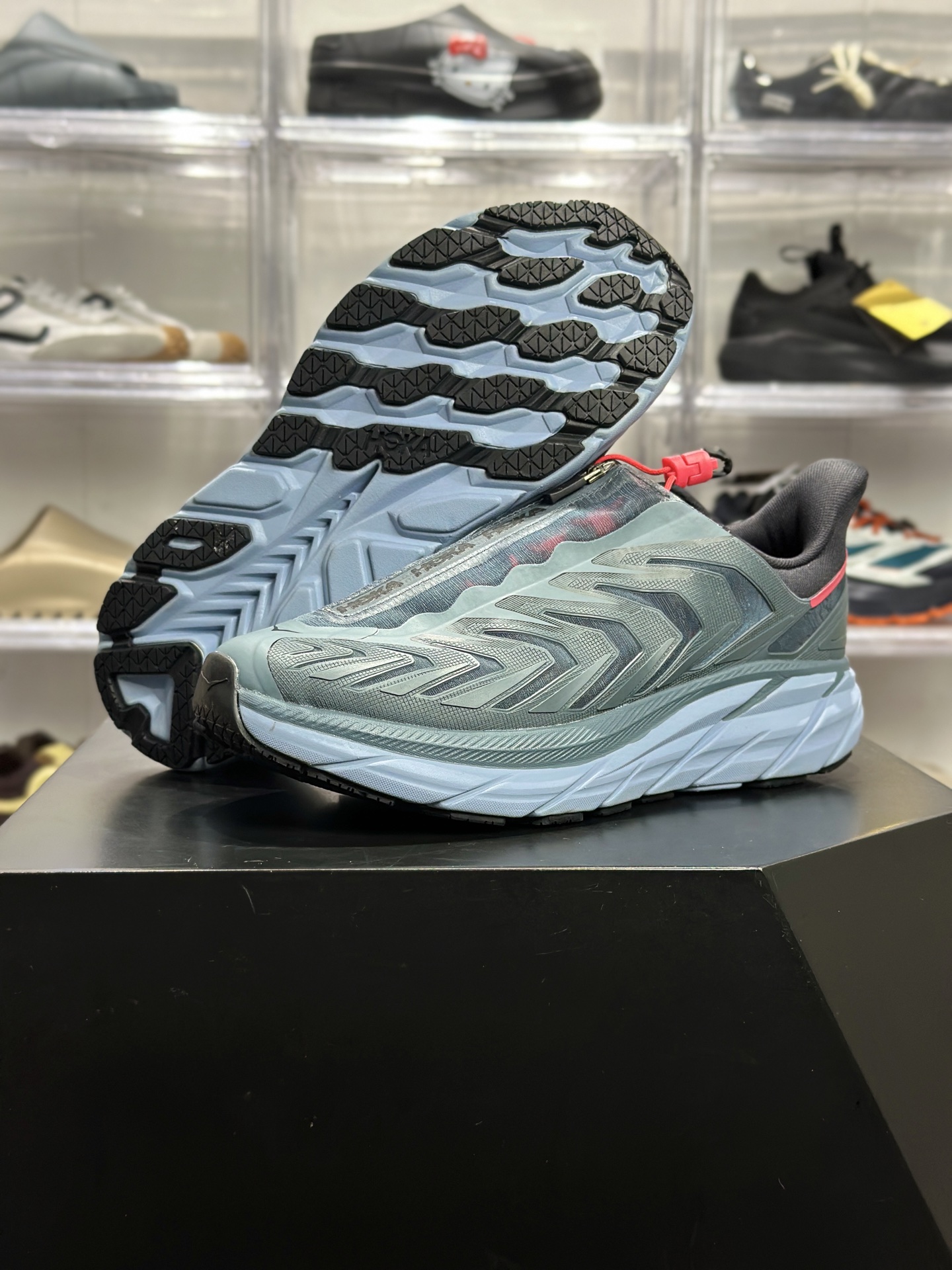 HOKA Project Clifton 灰蓝红撞色网布跑鞋 1127924-OBIB 灰蓝 + 黑红撞色潮感属性拉满-High Quatity Cheap Brand wholesale wholesaler seller Clothes Bags handbags Sneakers Top Fashion Clothing Shoes from China Factory Chinese suppliers best Quality Beautiful Price HOKA Project Clifton 灰蓝红撞色网布跑鞋 1127924-OBIB 灰蓝 + 黑红撞色潮感属性拉满