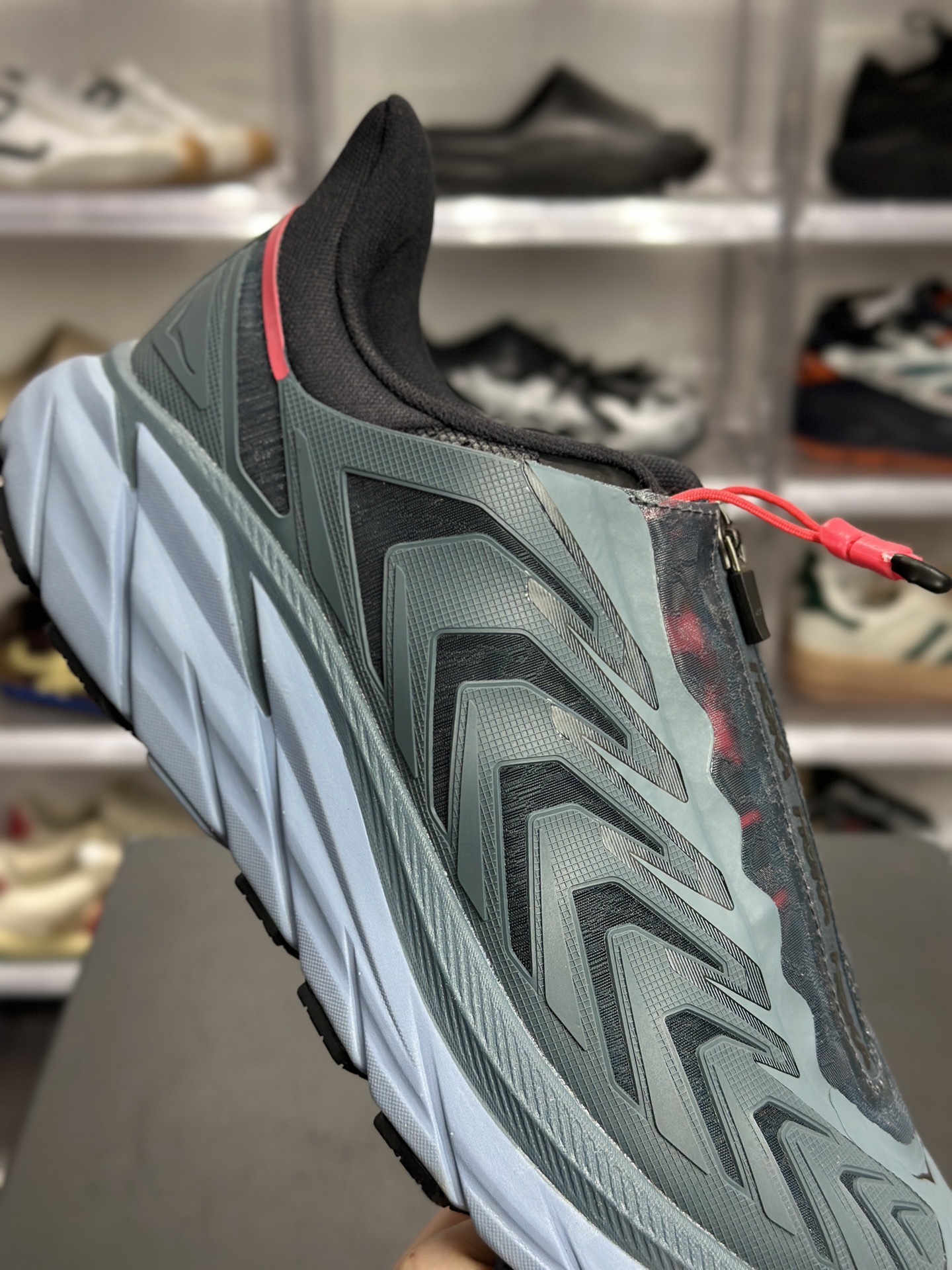 HOKA Project Clifton 灰蓝红撞色网布跑鞋 1127924-OBIB 灰蓝 + 黑红撞色潮感属性拉满-High Quatity Cheap Brand wholesale wholesaler seller Clothes Bags handbags Sneakers Top Fashion Clothing Shoes from China Factory Chinese suppliers best Quality Beautiful Price HOKA Project Clifton 灰蓝红撞色网布跑鞋 1127924-OBIB 灰蓝 + 黑红撞色潮感属性拉满