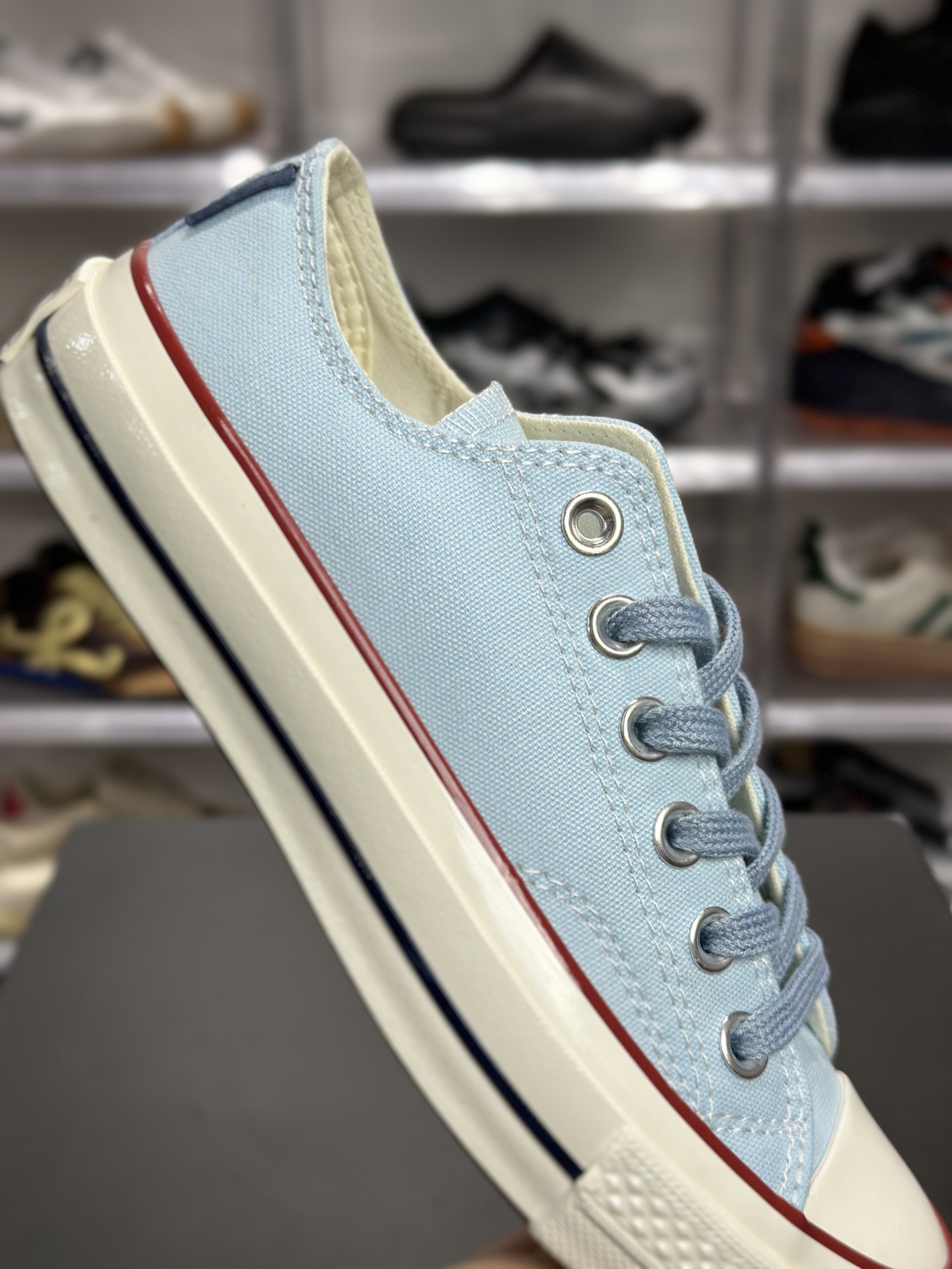 Converse Chuck 70 浅蓝帆布复古帆布鞋 A1B856C-High Quatity Cheap Brand wholesale wholesaler seller Clothes Bags handbags Sneakers Top Fashion Clothing Shoes from China Factory Chinese suppliers best Quality Beautiful Price Converse Chuck 70 浅蓝帆布复古帆布鞋 A1B856C