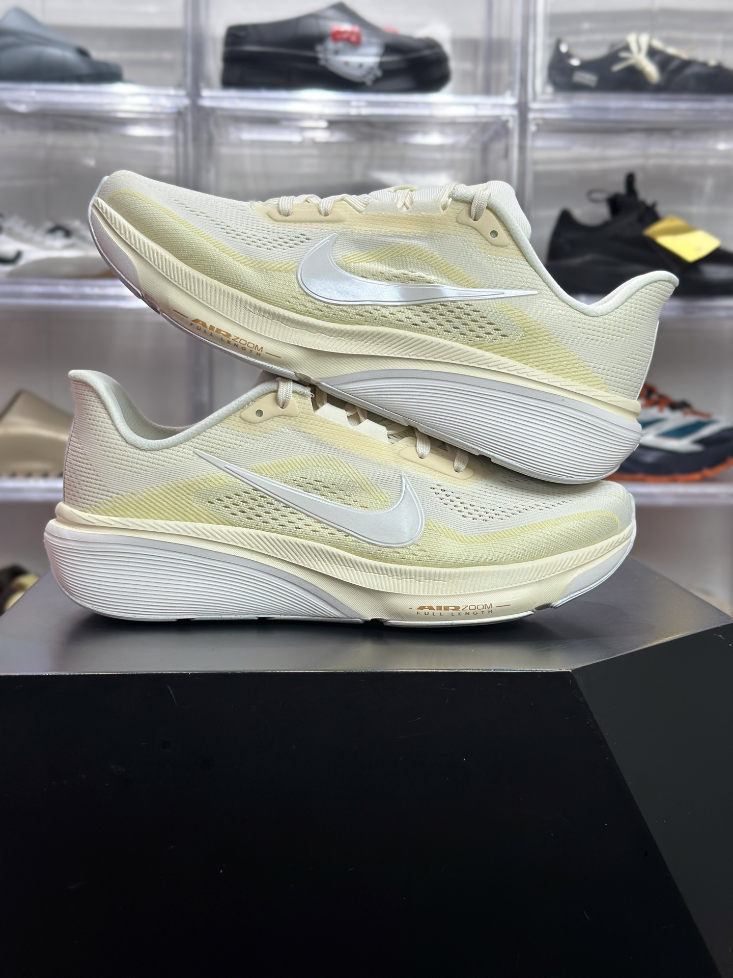 Nike Air Zoom Pegasus 42 奶黄渐变专业跑鞋 FB1831-High Quatity Cheap Brand wholesale wholesaler seller Clothes Bags handbags Sneakers Top Fashion Clothing Shoes from China Factory Chinese suppliers best Quality Beautiful Price Nike Air Zoom Pegasus 42 奶黄渐变专业跑鞋 FB1831
