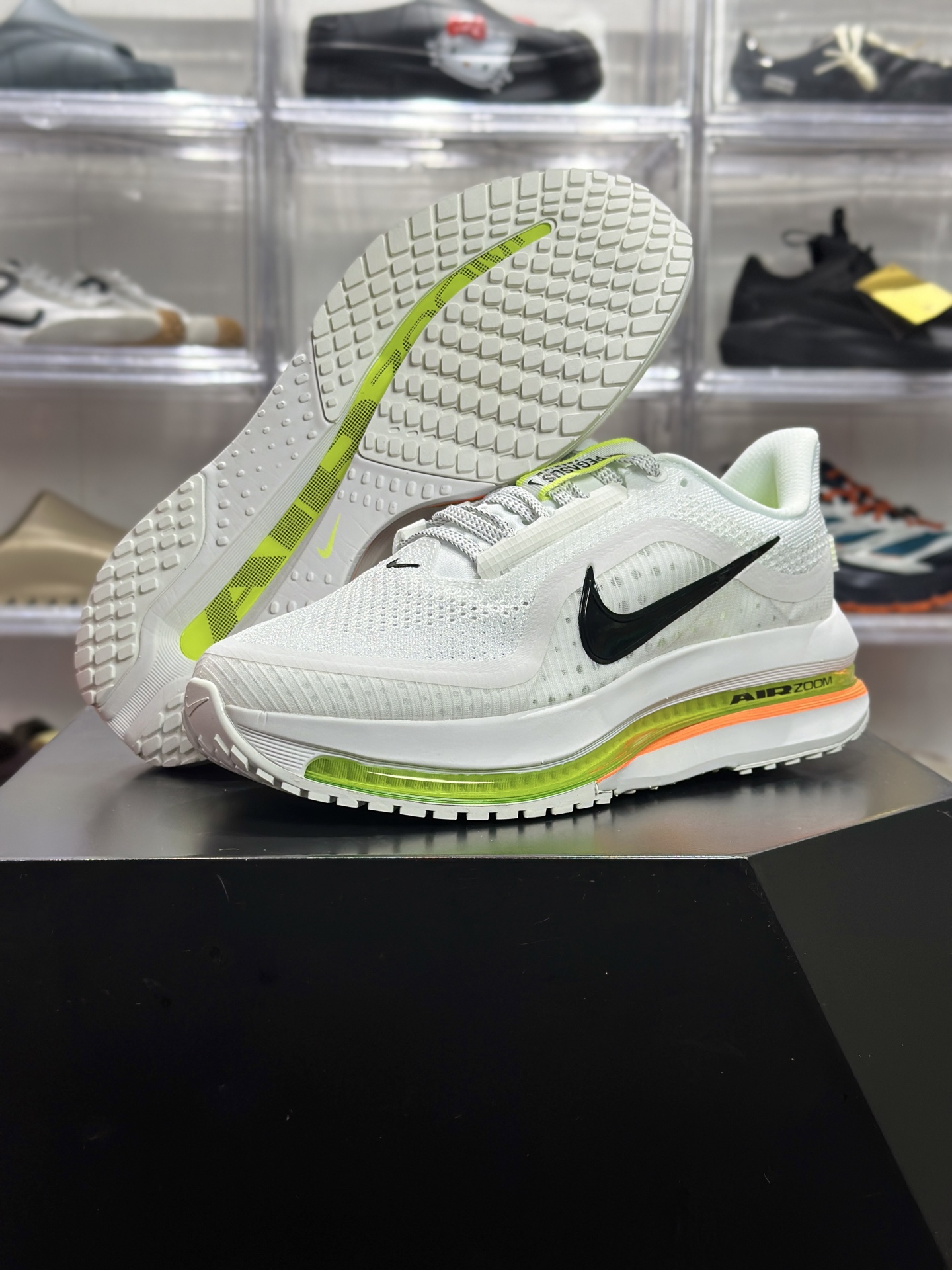 Nike Pegasus Premium SE 白黑荧光轻奢跑鞋 HO2592-105-High Quatity Cheap Brand wholesale wholesaler seller Clothes Bags handbags Sneakers Top Fashion Clothing Shoes from China Factory Chinese suppliers best Quality Beautiful Price Nike Pegasus Premium SE 白黑荧光轻奢跑鞋 HO2592-105