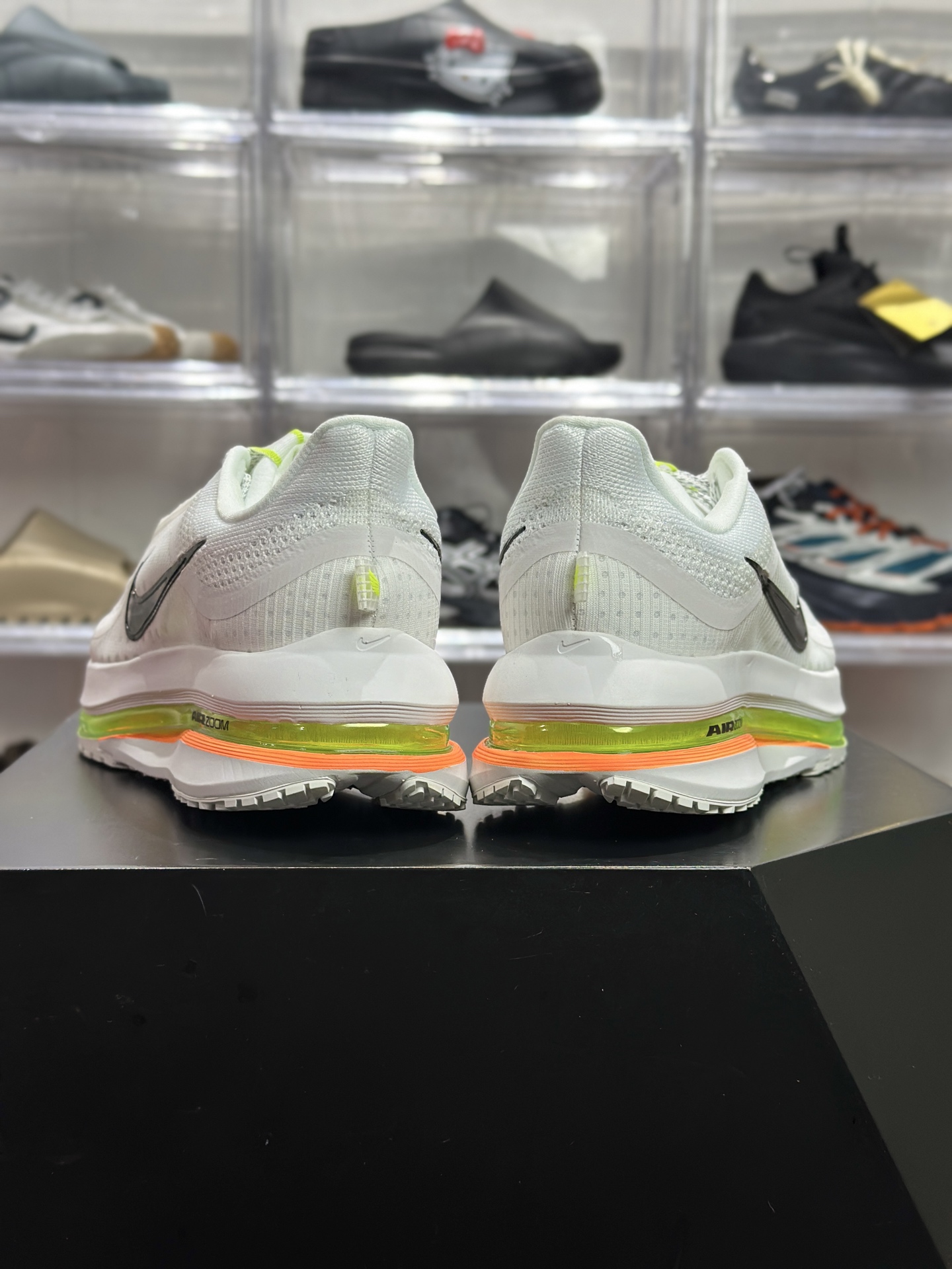 Nike Pegasus Premium SE 白黑荧光轻奢跑鞋 HO2592-105-High Quatity Cheap Brand wholesale wholesaler seller Clothes Bags handbags Sneakers Top Fashion Clothing Shoes from China Factory Chinese suppliers best Quality Beautiful Price Nike Pegasus Premium SE 白黑荧光轻奢跑鞋 HO2592-105