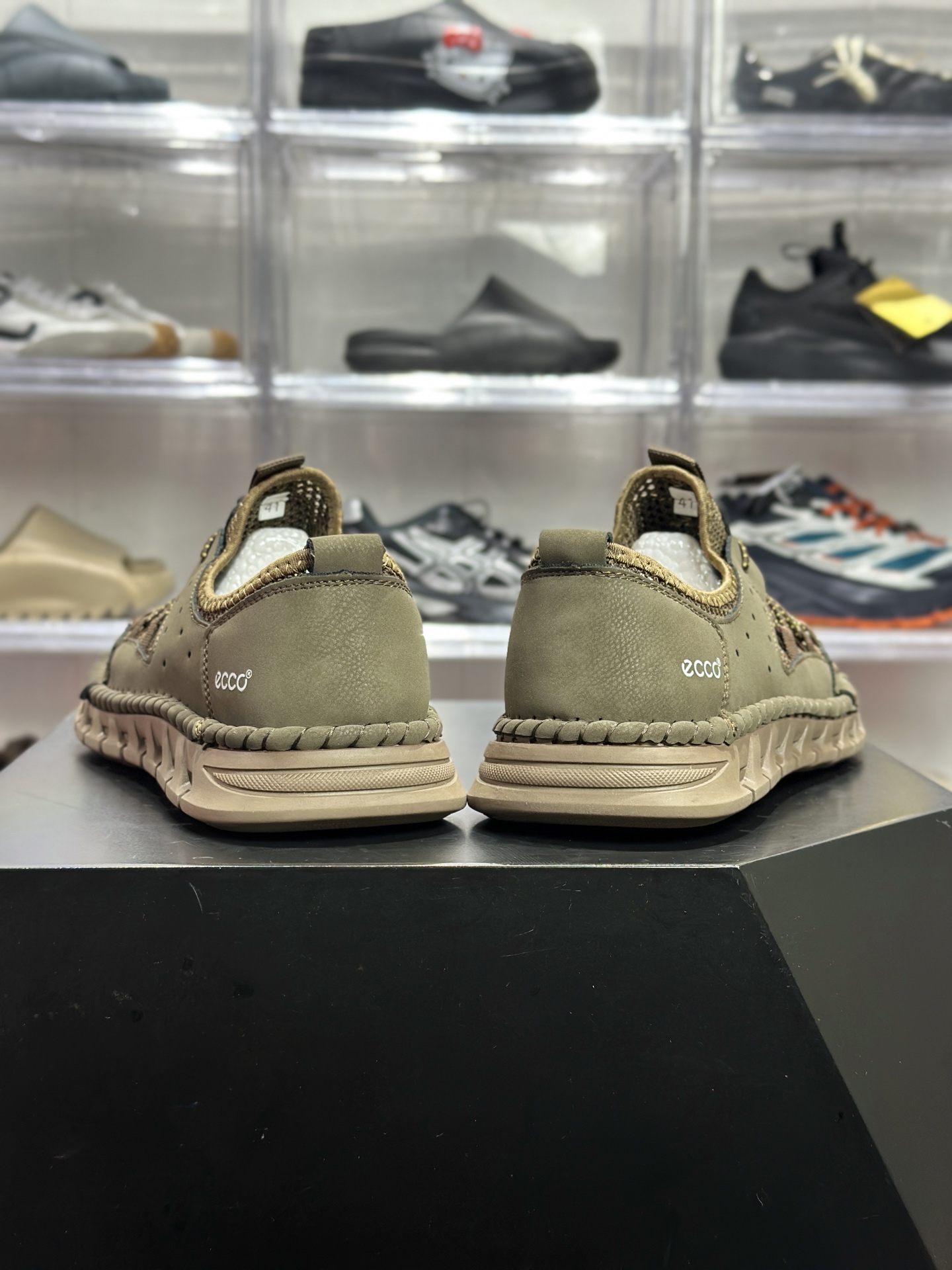 款名ECCO Biom BoJuel 军绿镂空户外休闲鞋 77871-010-High Quatity Cheap Brand wholesale wholesaler seller Clothes Bags handbags Sneakers Top Fashion Clothing Shoes from China Factory Chinese suppliers best Quality Beautiful Price 款名ECCO Biom BoJuel 军绿镂空户外休闲鞋 77871-010