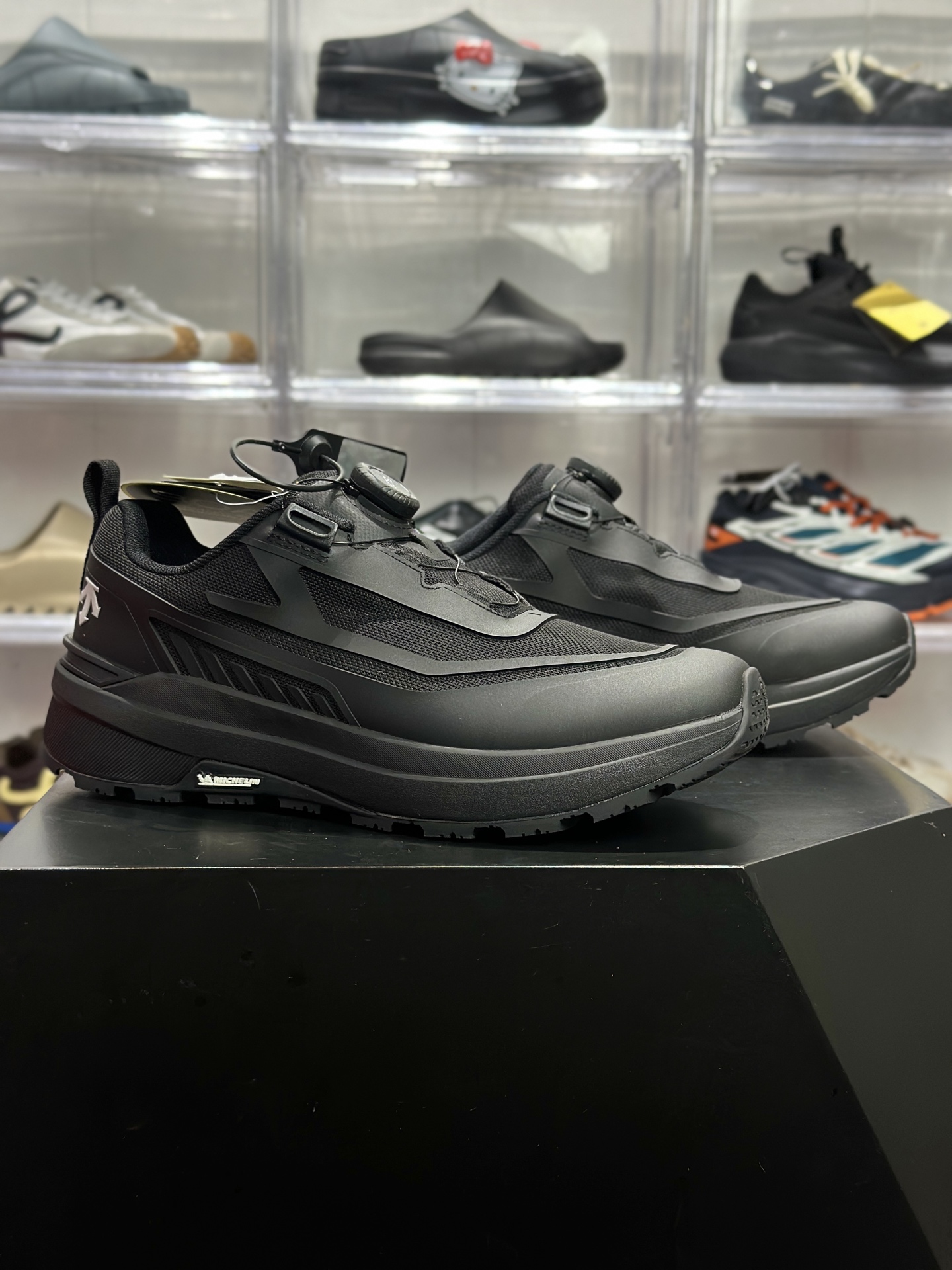 320 Undercover × Asics Dualis Primer Wire 迪桑特联名全黑机能跑鞋 D6131DSN33-Chinese UA Cheap High Quatity Brand Clothes Bags handbags Sneakers wholesale wholesaler seller from China Factory suppliers Fashion Clothing Shoes best Quality Beautiful Price 320 Undercover × Asics Dualis Primer Wire 迪桑特联名全黑机能跑鞋 D6131DSN33