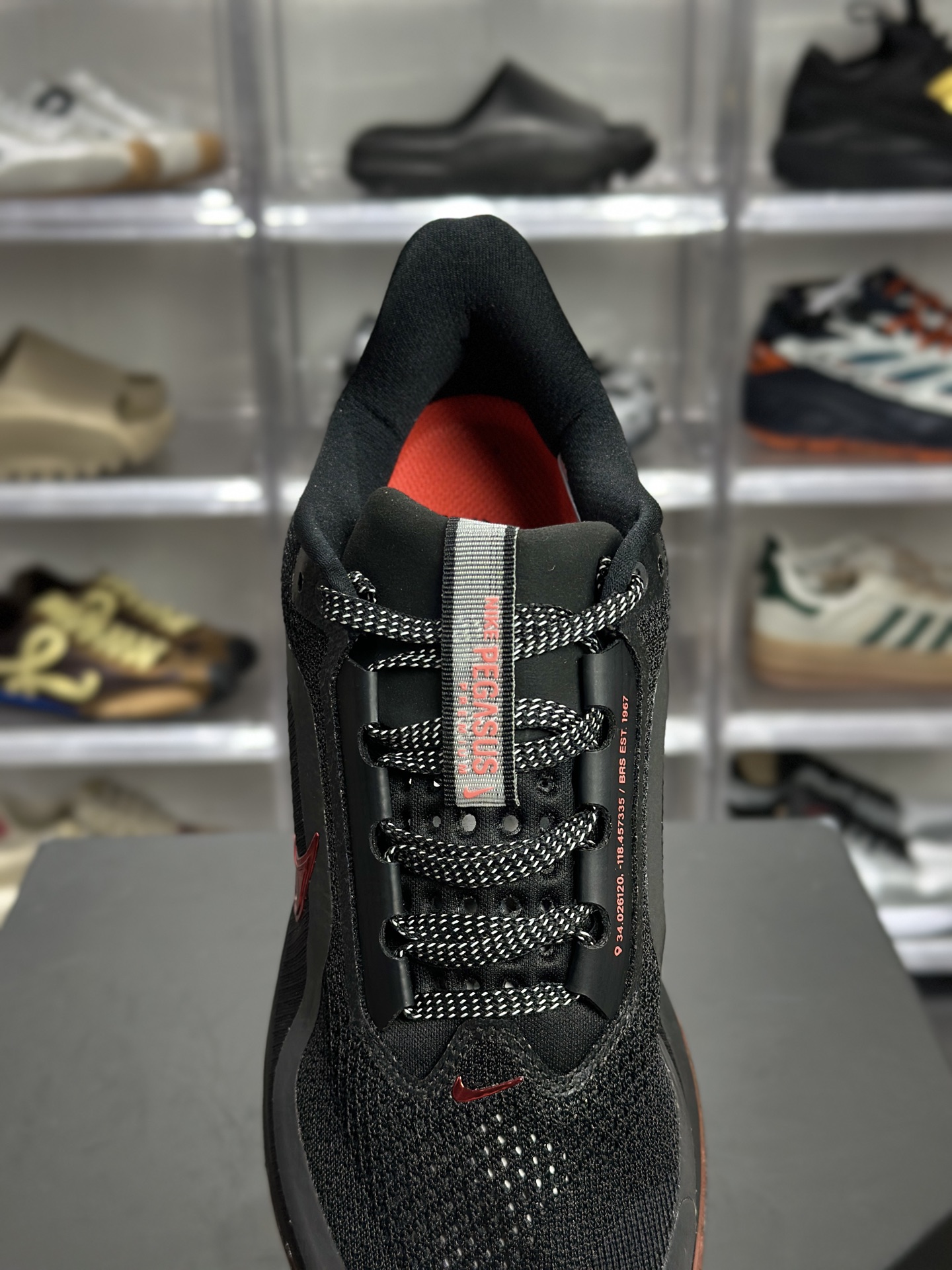 Nike Pegasus Premium SE系列 Nike 飞马 Premium SE 黑红透底款 HQ2598-010-莆田鞋,莆田鞋货源,高仿鞋,高仿鞋货源,安福档口,莆田高仿鞋,莆田鞋批发,高仿鞋批发,莆田高仿运动鞋,高仿运动鞋,莆田运动鞋 Nike Pegasus Premium SE系列 Nike 飞马 Premium SE 黑红透底款 HQ2598-010