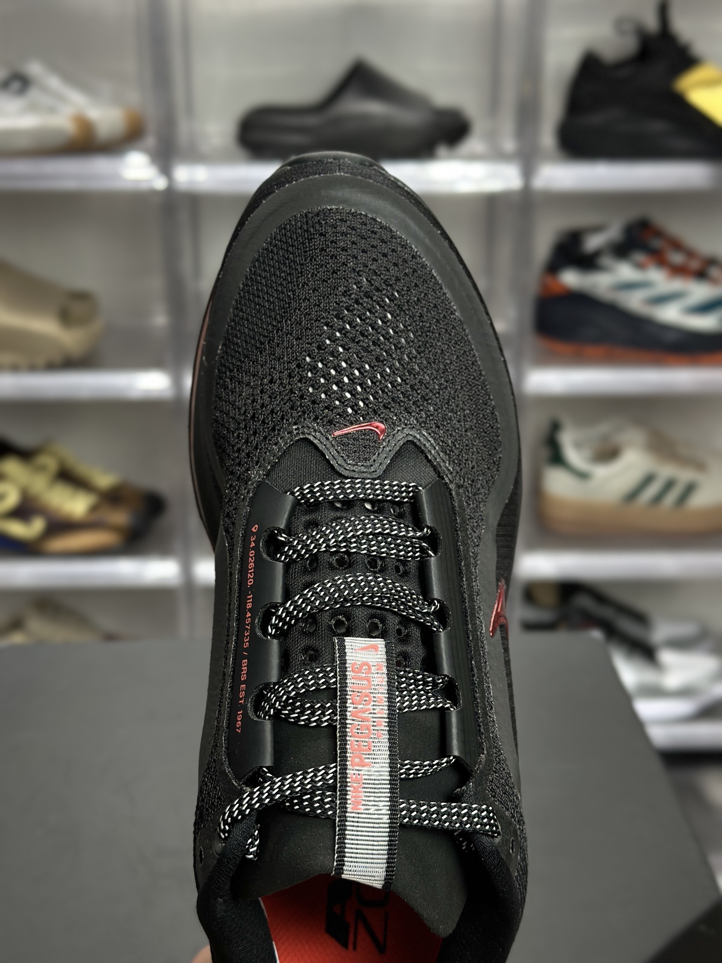 Nike Pegasus Premium SE系列 Nike 飞马 Premium SE 黑红透底款 HQ2598-010-莆田鞋,莆田鞋货源,高仿鞋,高仿鞋货源,安福档口,莆田高仿鞋,莆田鞋批发,高仿鞋批发,莆田高仿运动鞋,高仿运动鞋,莆田运动鞋 Nike Pegasus Premium SE系列 Nike 飞马 Premium SE 黑红透底款 HQ2598-010