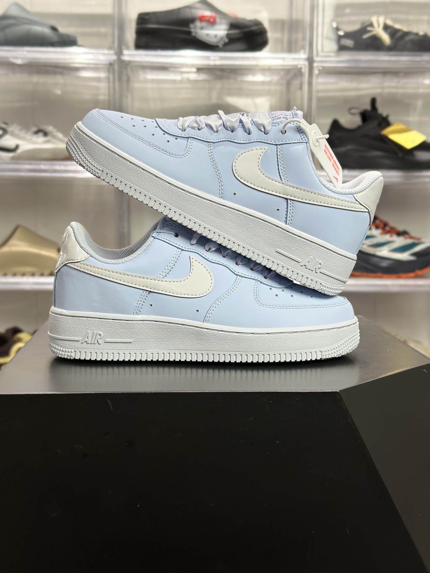 Nike Air Force 1 Retro P浅蓝缎带板鞋 （“浅蓝空军一号”） IR0871-400