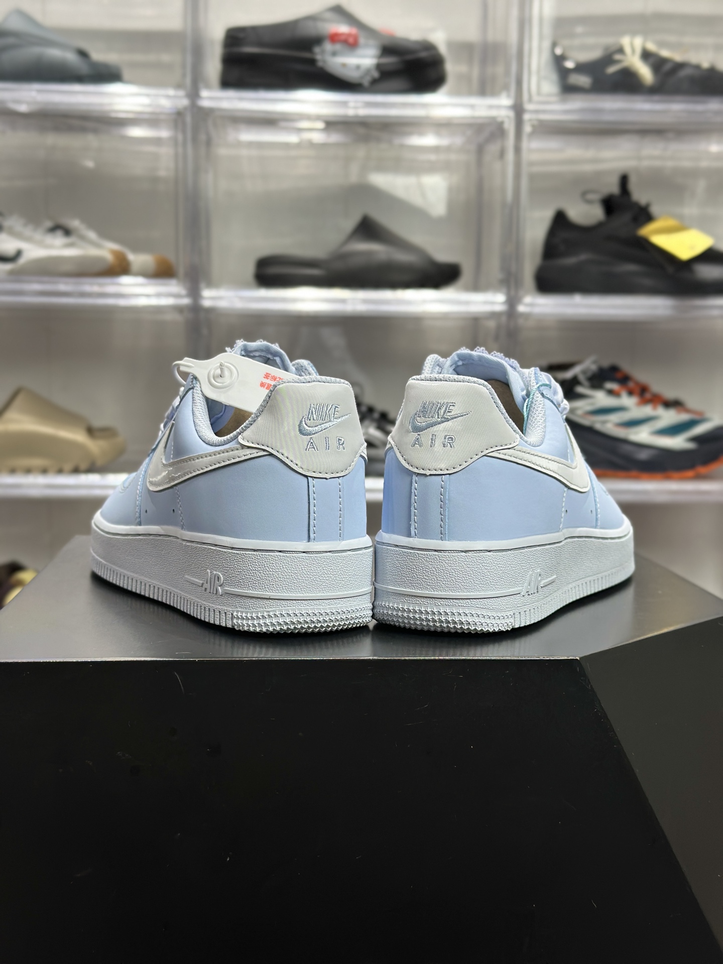 Nike Air Force 1 Retro P浅蓝缎带板鞋 （“浅蓝空军一号”） IR0871-400