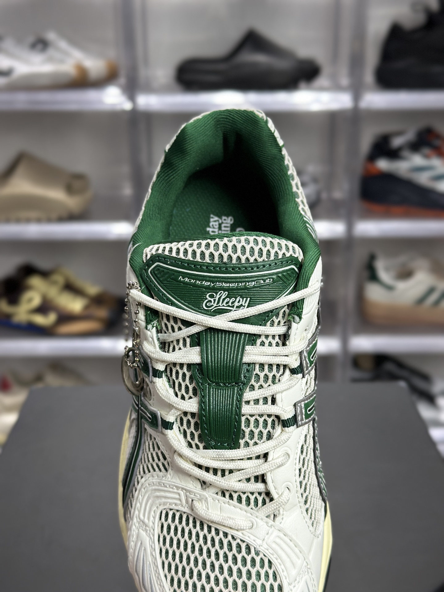 200 Asics GEL-KAHANA TR Nexus 系列 亚瑟士 KAHANA 白绿款 1203B132-100