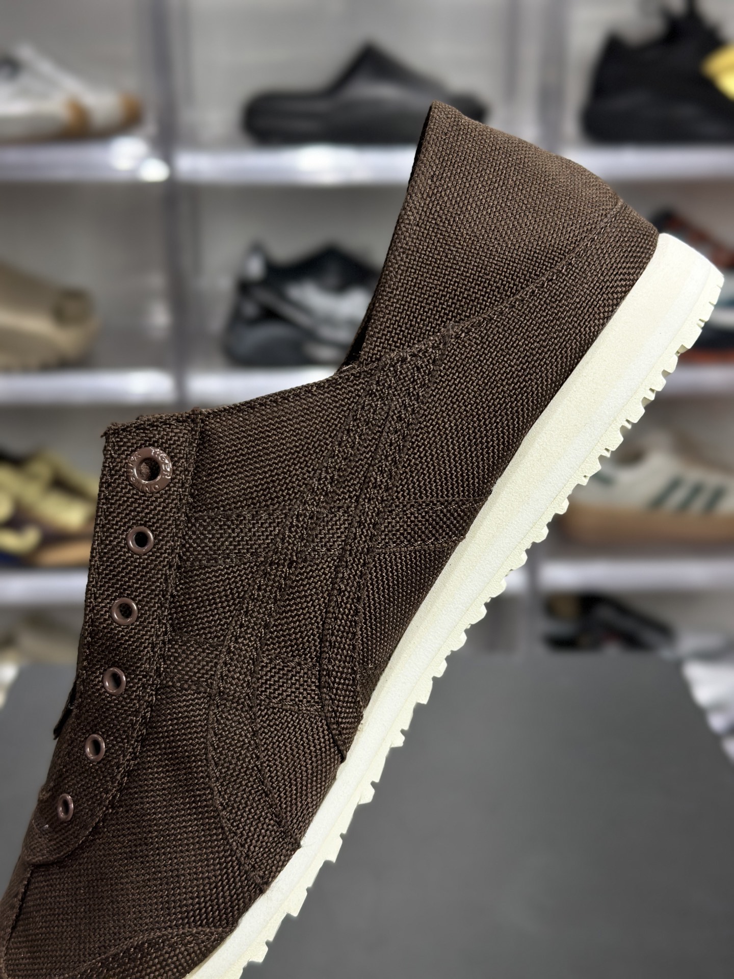 160 Onitsuka Tiger Mexico 66 SD Paraty 鬼冢虎 棕调复古休闲鞋 1183C432-200