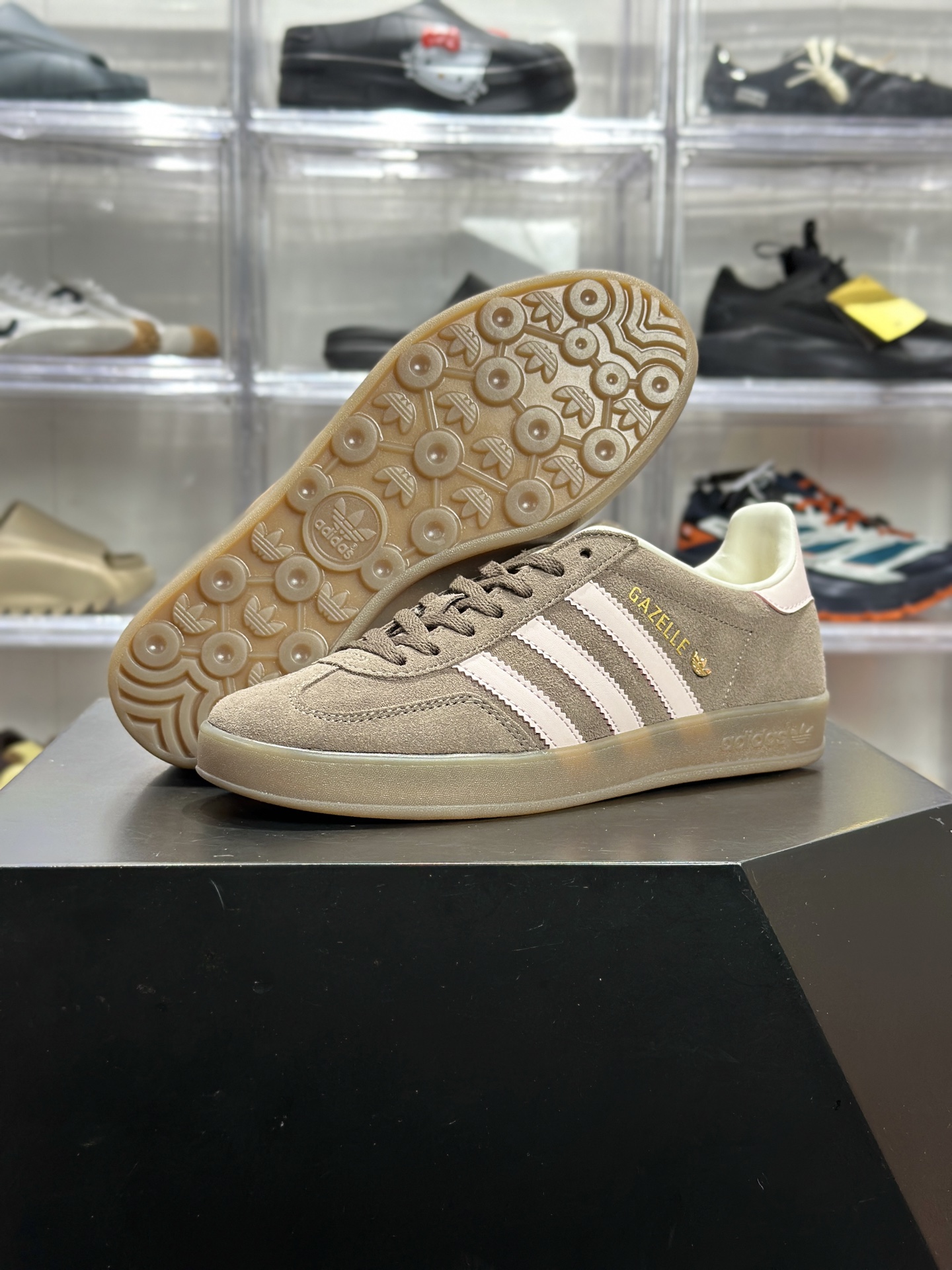 190 adidas Gazelle Indoor W 阿迪德训 灰粉柔雾休闲板鞋 JR2431