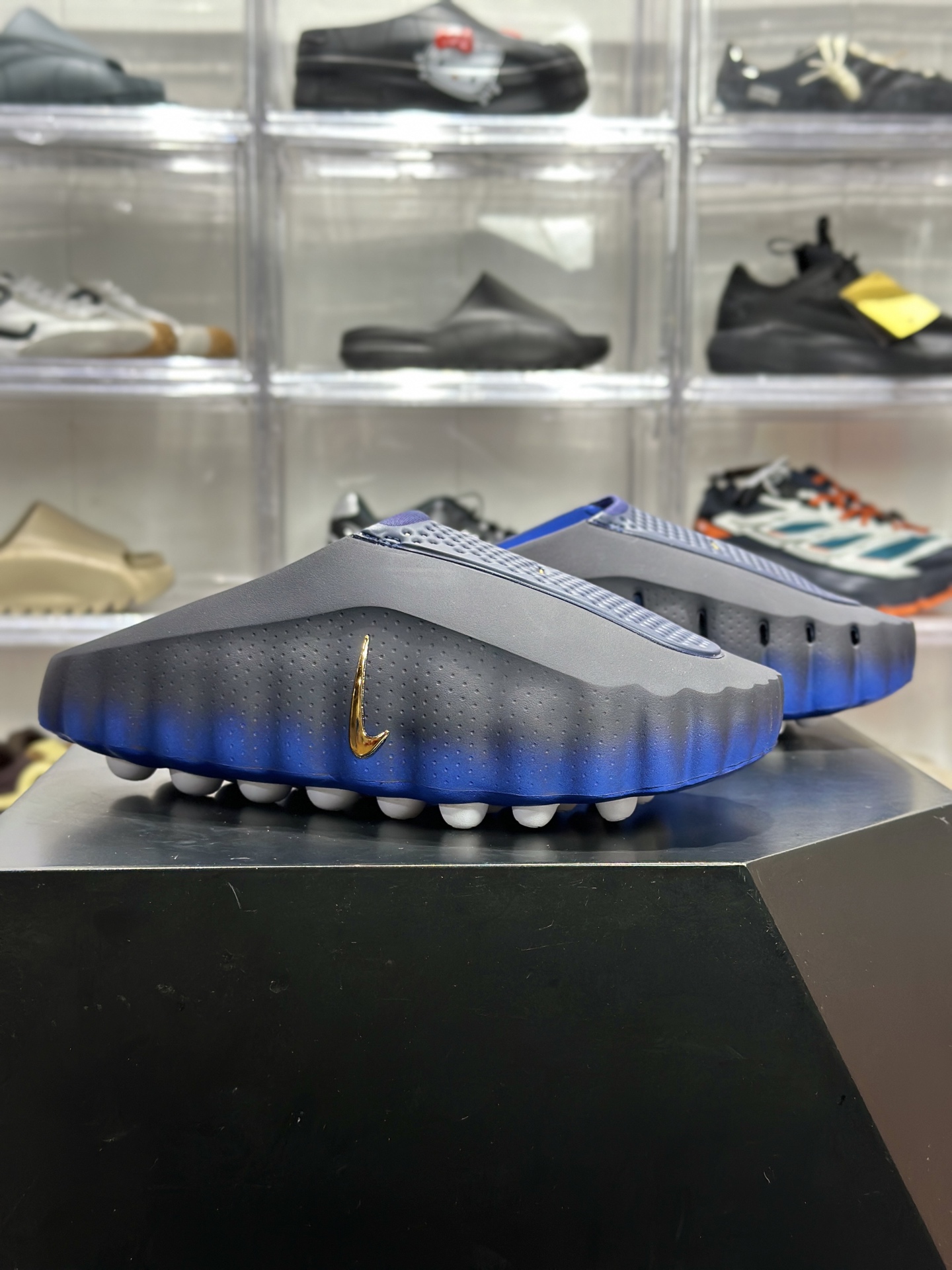 Nike Mind 001 蓝黑渐变休闲拖 按摩托 HQ4307-400-莆田鞋,莆田鞋货源,高仿鞋,高仿鞋货源,安福档口,莆田高仿鞋,莆田鞋批发,高仿鞋批发,莆田高仿运动鞋,高仿运动鞋,莆田运动鞋 Nike Mind 001 蓝黑渐变休闲拖 按摩托 HQ4307-400