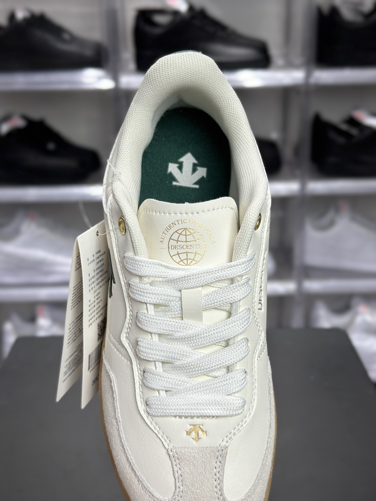 180 Undercover Edge Court 迪桑特浅绿箭头极简板鞋 SQ123LSN16