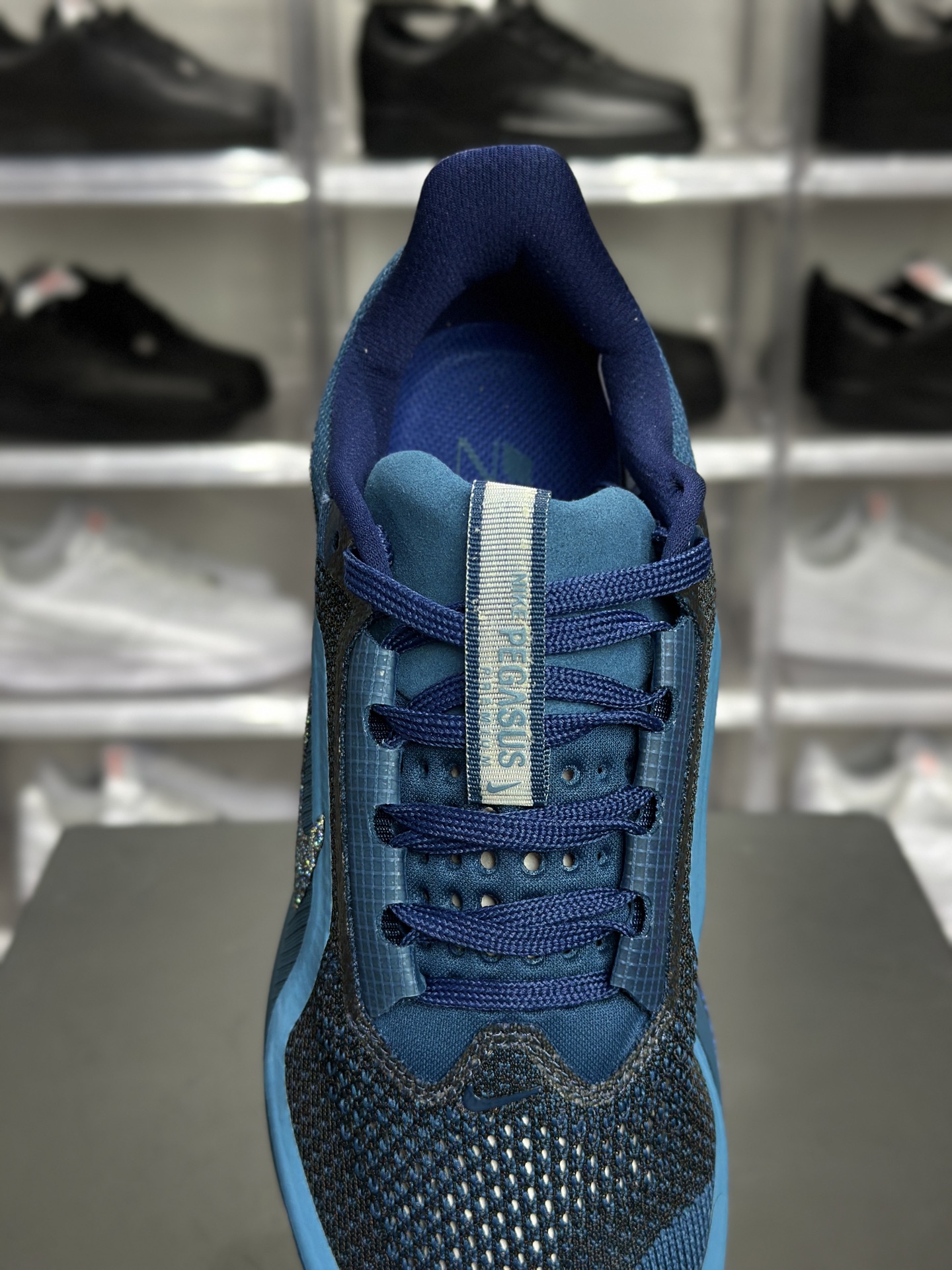 Nike Pegasus Premium SE 飞马 Premium SE 渐变蓝闪气垫跑鞋 IM7364-499
