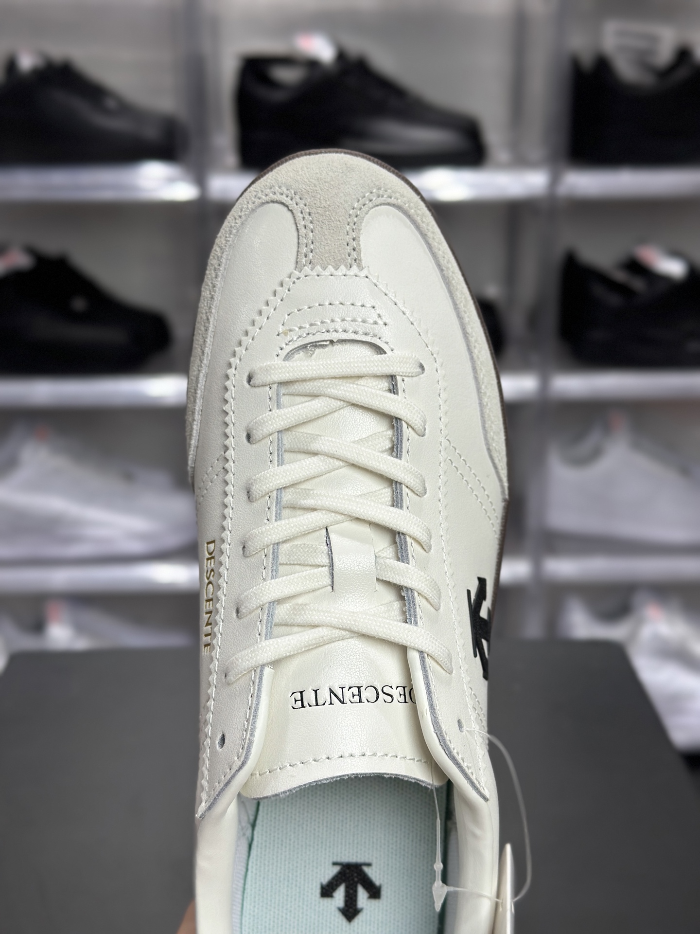 180 Undercover Edge Court Classy 米白黑标板鞋 迪桑特箭头板鞋 SQ323LSN75