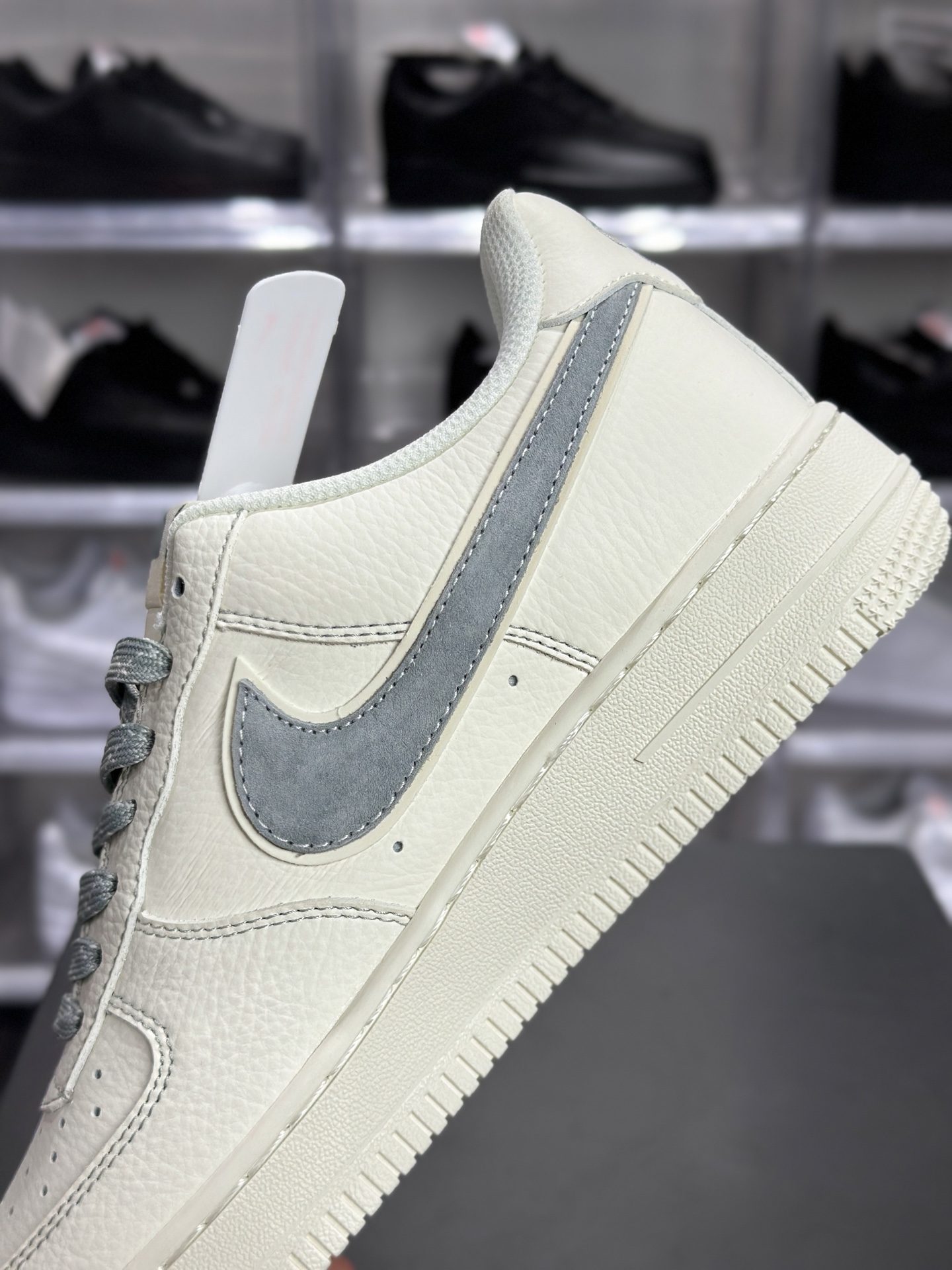 Nike Air Force 1 07 x The North Face 联名款（米灰） KG6699-F41