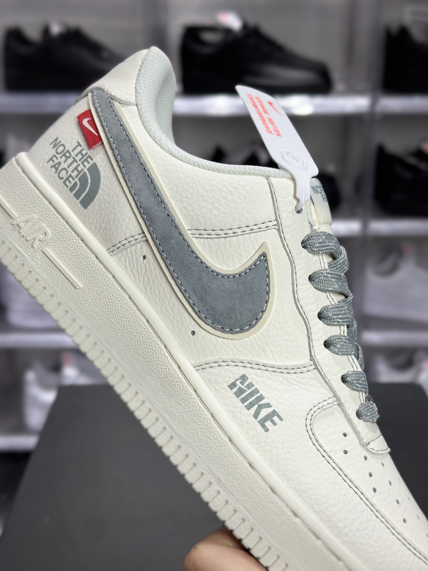 Nike Air Force 1 07 x The North Face 联名款（米灰） KG6699-F41
