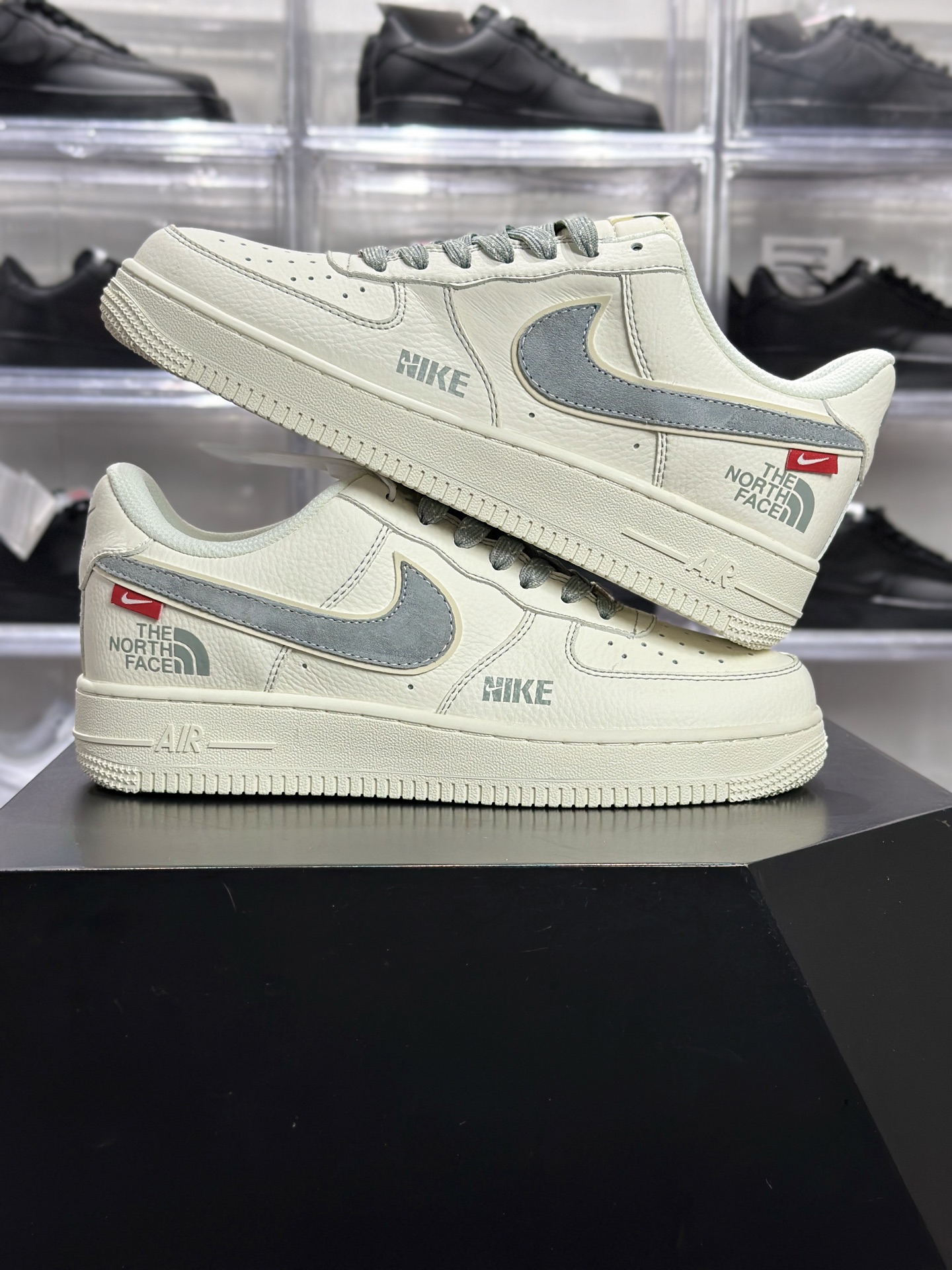 Nike Air Force 1 07 x The North Face 联名款（米灰） KG6699-F41