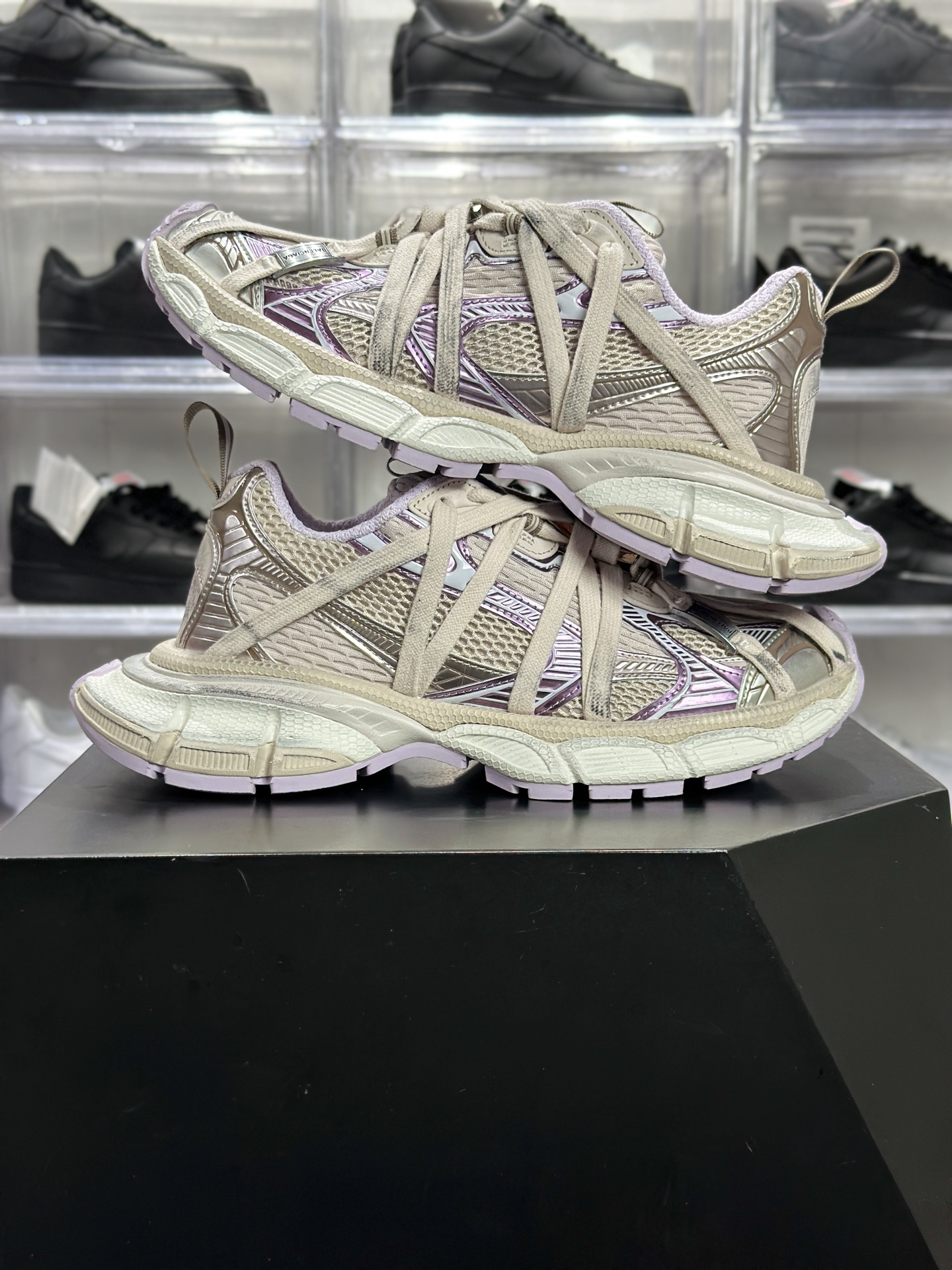 Balenciaga(巴黎世家)3XL Extreme Laces B 老爹鞋 3XL 绑带款 米白 / 棕 / 淡紫配色(Beige/Brown/Lilac) 825601 W3XCH 9250-莆田鞋,莆田鞋货源,高仿鞋,高仿鞋货源,安福档口,莆田高仿鞋,莆田鞋批发,高仿鞋批发,莆田高仿运动鞋,高仿运动鞋,莆田运动鞋 Balenciaga(巴黎世家)3XL Extreme Laces B 老爹鞋 3XL 绑带款 米白 / 棕 / 淡紫配色(Beige/Brown/Lilac) 825601 W3XCH 9250