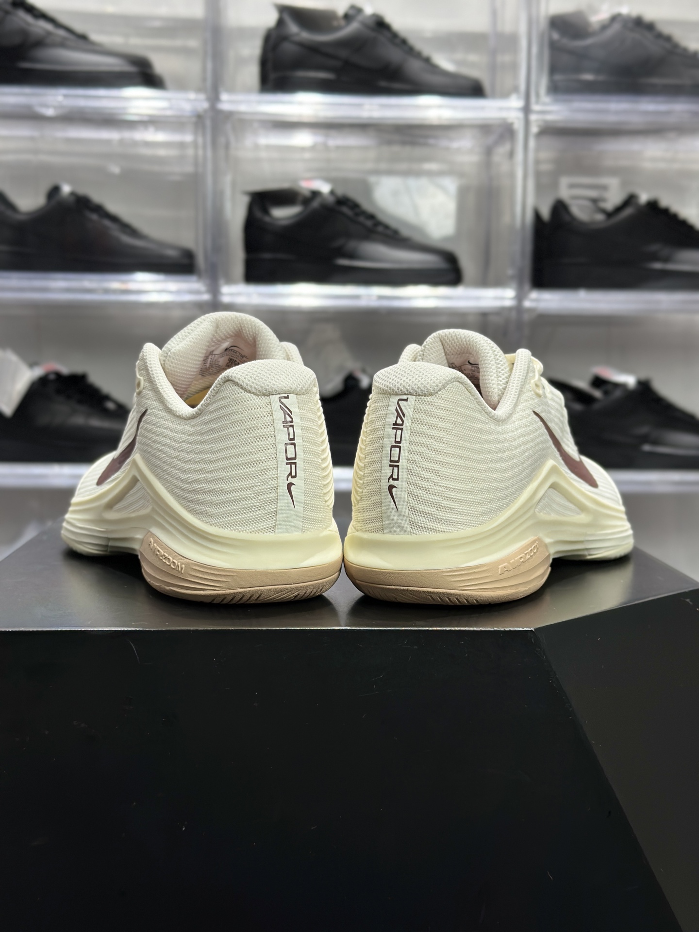 Nike Zoom Vapor 12 网球鞋 米白 / 浅棕 耐克 Vapor 12 网球鞋 Zoom Vapor 12 米白网球鞋 FV5554-109-莆田鞋,莆田鞋货源,高仿鞋,高仿鞋货源,安福档口,莆田高仿鞋,莆田鞋批发,高仿鞋批发,莆田高仿运动鞋,高仿运动鞋,莆田运动鞋 Nike Zoom Vapor 12 网球鞋 米白 / 浅棕 耐克 Vapor 12 网球鞋 Zoom Vapor 12 米白网球鞋 FV5554-109
