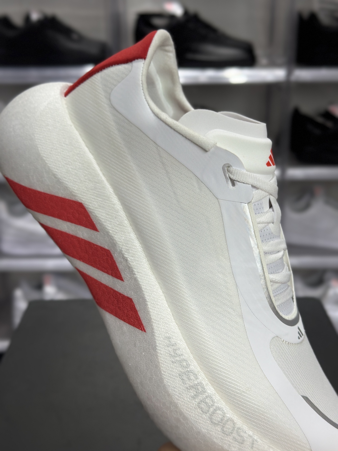 220 adidas Hyperboost Edge M 跑鞋 阿迪达斯 Hyperboost Edge 爆米花跑鞋 白红训练鞋 KI1988