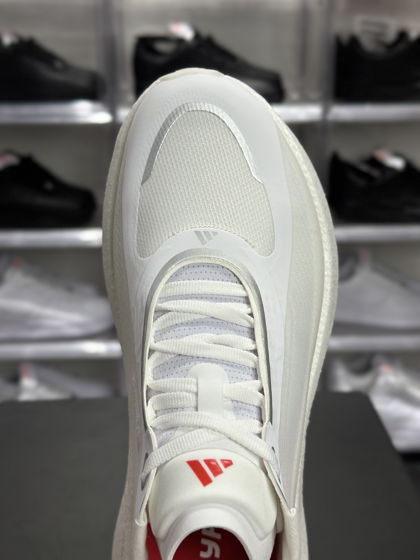 220 adidas Hyperboost Edge M 跑鞋 阿迪达斯 Hyperboost Edge 爆米花跑鞋 白红训练鞋 KI1988
