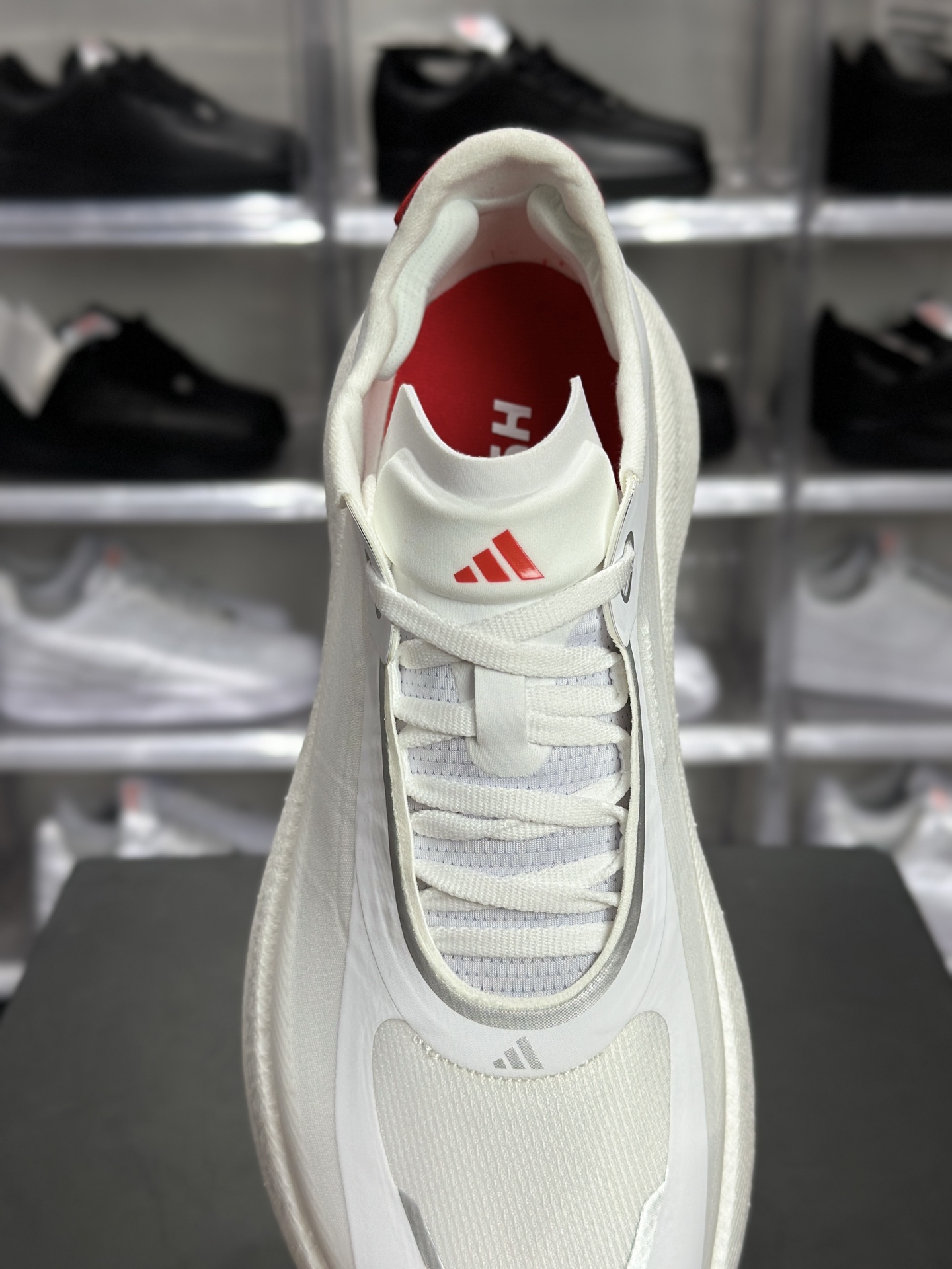 220 adidas Hyperboost Edge M 跑鞋 阿迪达斯 Hyperboost Edge 爆米花跑鞋 白红训练鞋 KI1988