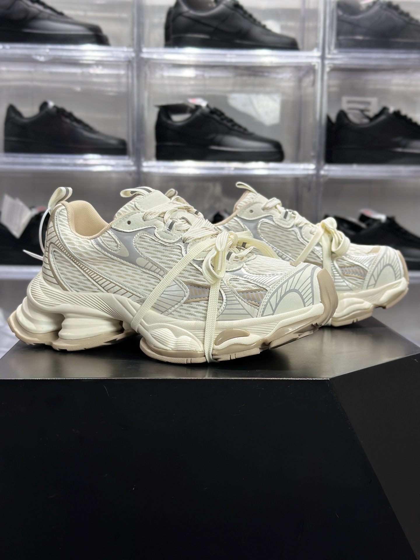 240 GG-CC Chunky Low 系列低帮增高厚底复古老爹风百搭休闲运动鞋“米白浅卡其气柱”G25X8557B