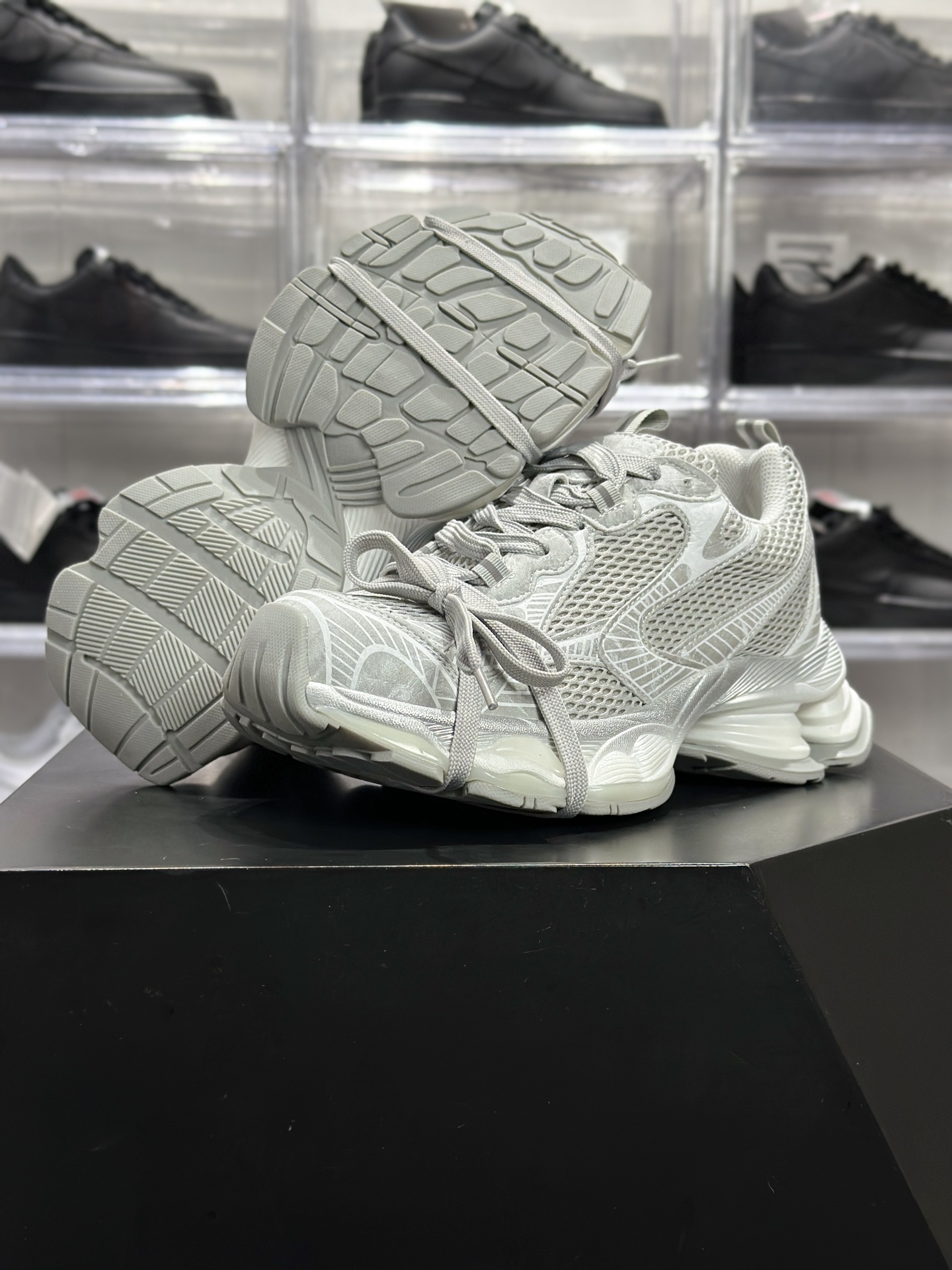 240 GG-CC Chunky Low 系列低帮增高厚底复古老爹风百搭休闲运动鞋“银灰气柱”G25X8557B