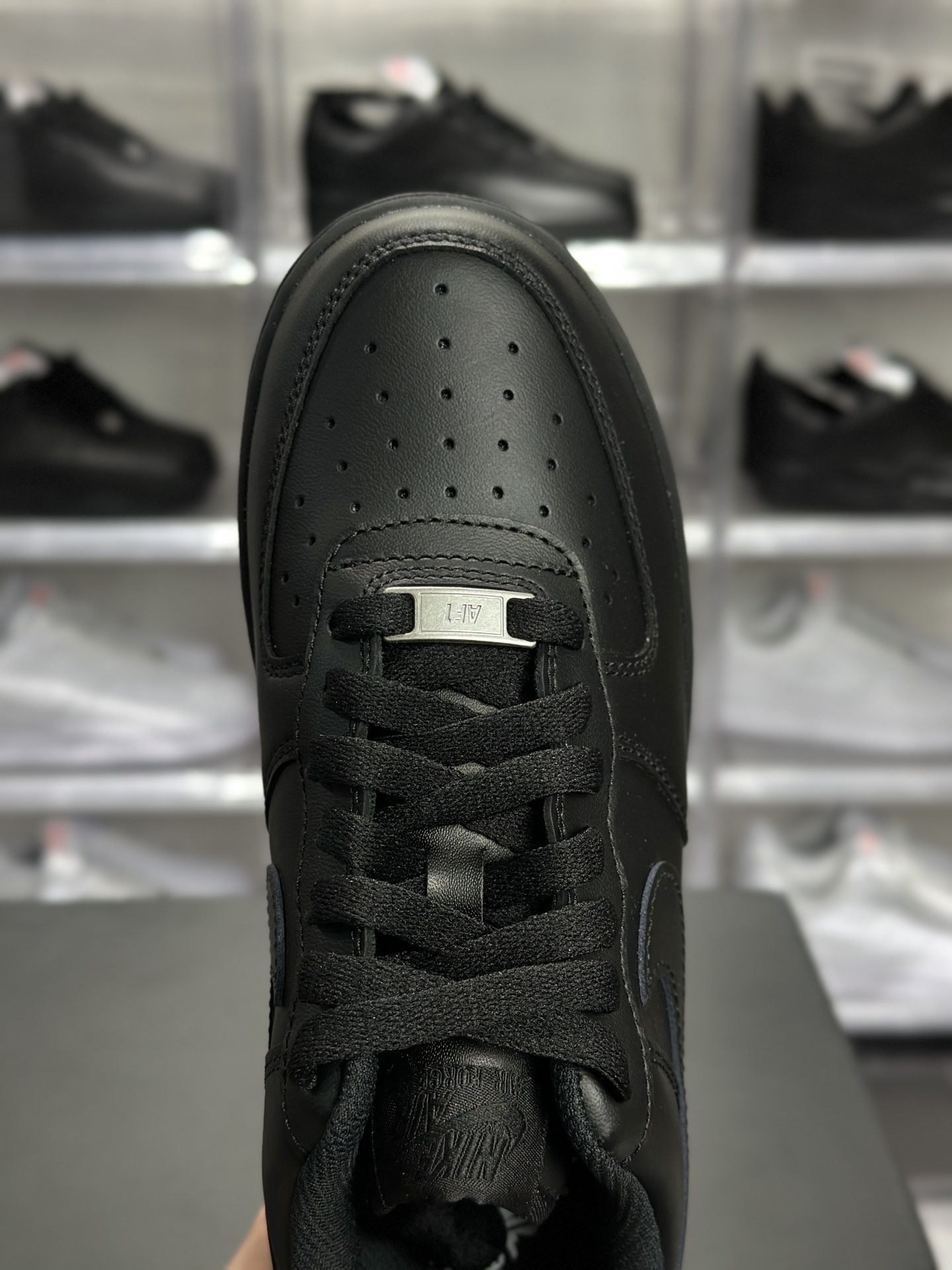 OG版本 Nike Air Force 1 Low「空军 全黑武士」百搭常青款