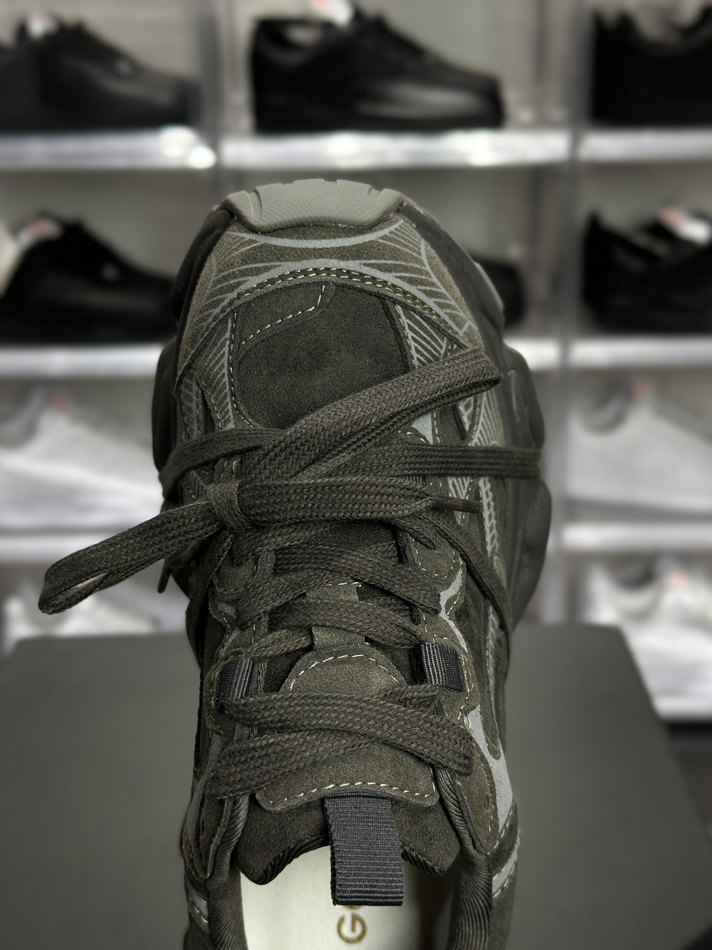 权威实拍 NP626813 新货GG-CC 深灰配色厚底复古老爹鞋 G25X8557B-Top High Quatity Cheap Sneakers Fashion Clothing Clothes Bags handbags Shoes of all Brand wholesale With The best Quality And Beautiful Price from China Factory Chinese suppliers wholesaler seller 权威实拍 NP626813 新货GG-CC 深灰配色厚底复古老爹鞋 G25X8557B