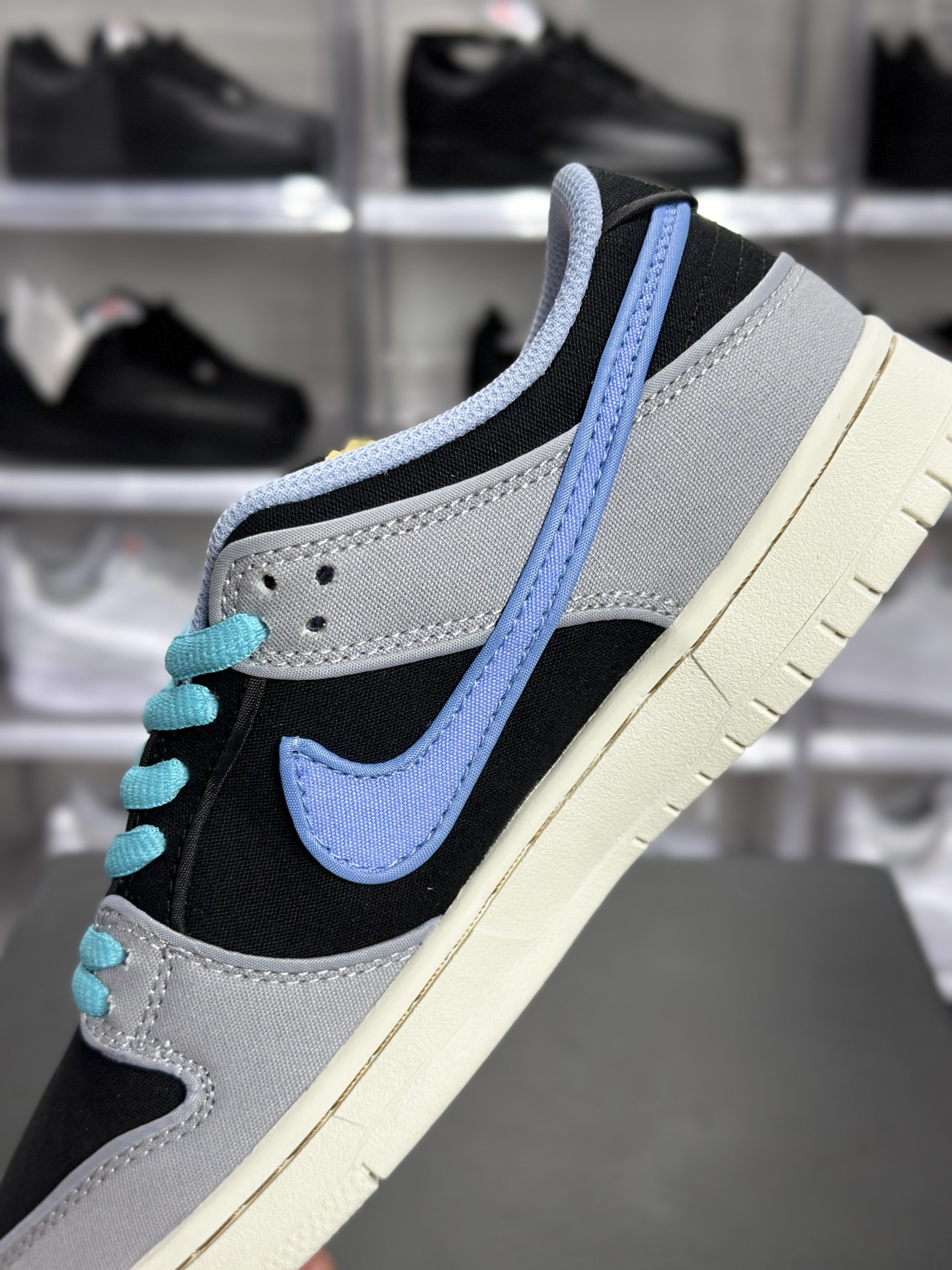 Nike SB Dunk Low 黑灰蓝配色 FN5880-001