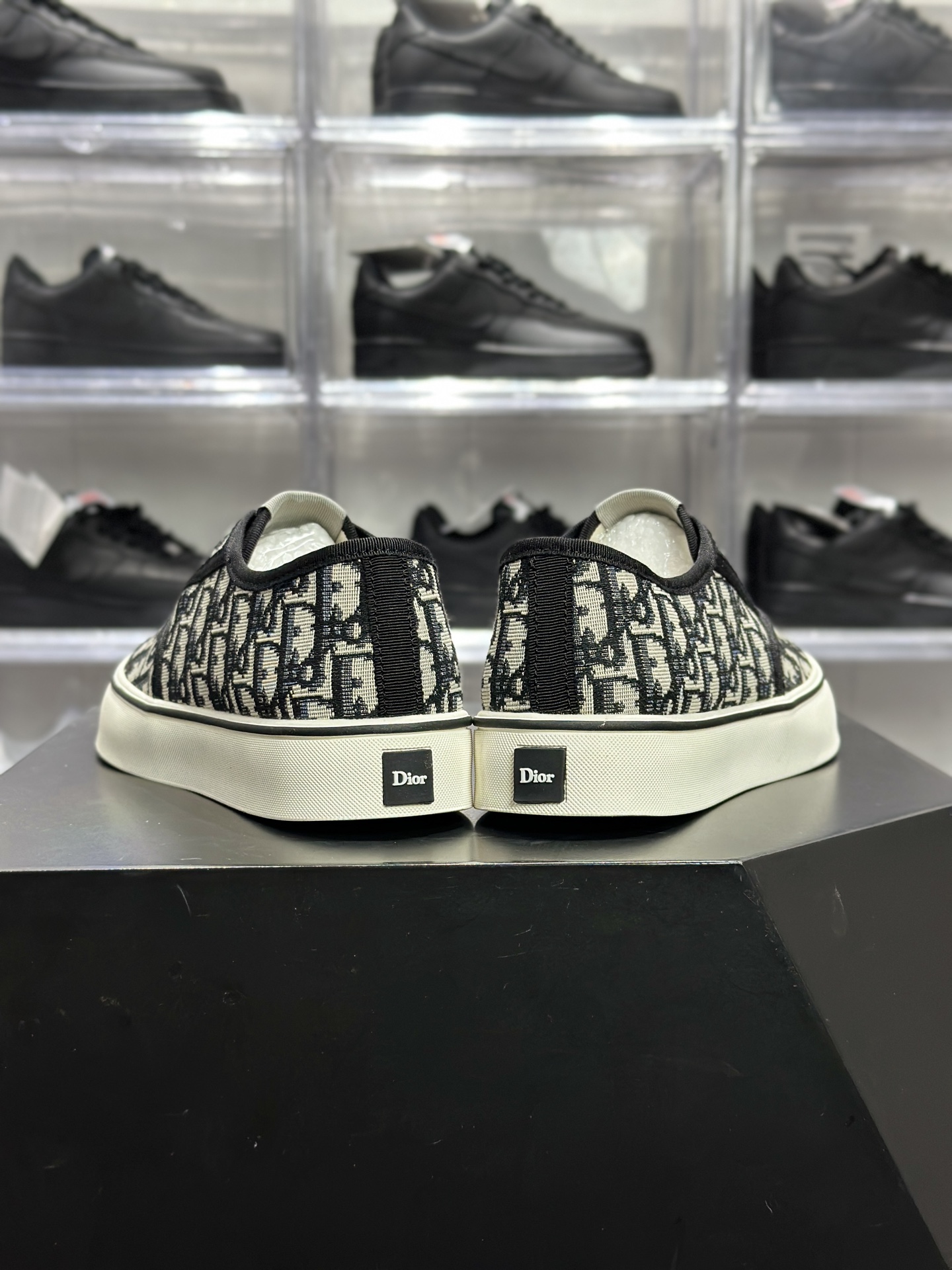 权威实拍 NP626694 新货迪奥 Dior Walk'n'Dior Oblique 低帮帆布鞋 经典黑灰老花款 经典 Dior Oblique 老花帆布低帮板鞋-Top High Quatity Cheap Sneakers Fashion Clothing Clothes Bags handbags Shoes of all Brand wholesale With The best Quality And Beautiful Price from China Factory Chinese suppliers wholesaler seller 权威实拍 NP626694 新货迪奥 Dior Walk'n'Dior Oblique 低帮帆布鞋 经典黑灰老花款 经典 Dior Oblique 老花帆布低帮板鞋