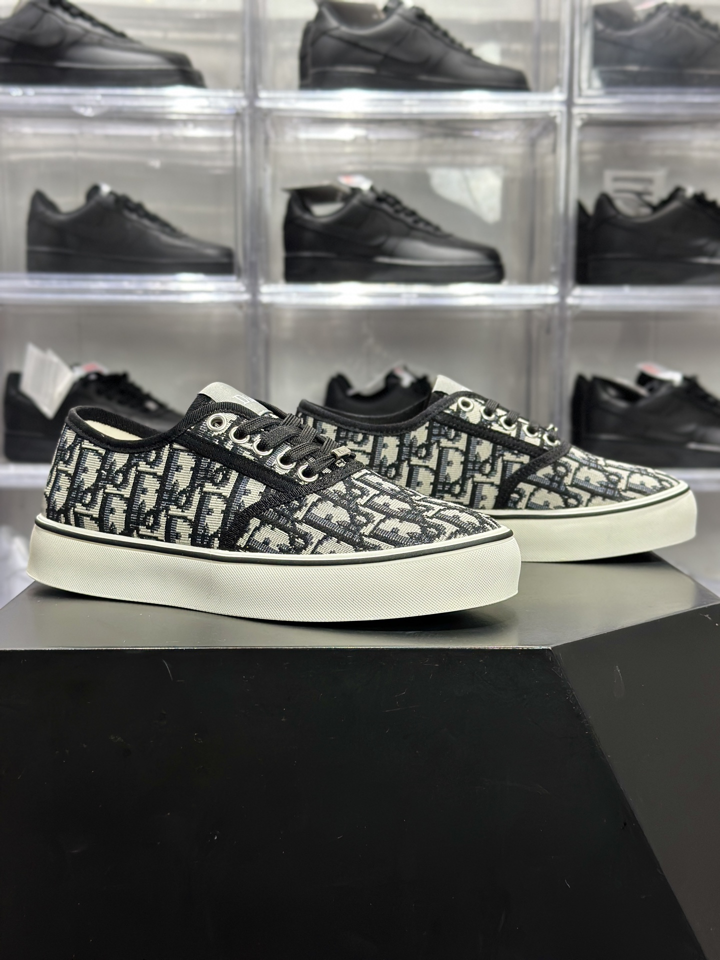 权威实拍 NP626694 新货迪奥 Dior Walk'n'Dior Oblique 低帮帆布鞋 经典黑灰老花款 经典 Dior Oblique 老花帆布低帮板鞋-Top High Quatity Cheap Sneakers Fashion Clothing Clothes Bags handbags Shoes of all Brand wholesale With The best Quality And Beautiful Price from China Factory Chinese suppliers wholesaler seller 权威实拍 NP626694 新货迪奥 Dior Walk'n'Dior Oblique 低帮帆布鞋 经典黑灰老花款 经典 Dior Oblique 老花帆布低帮板鞋