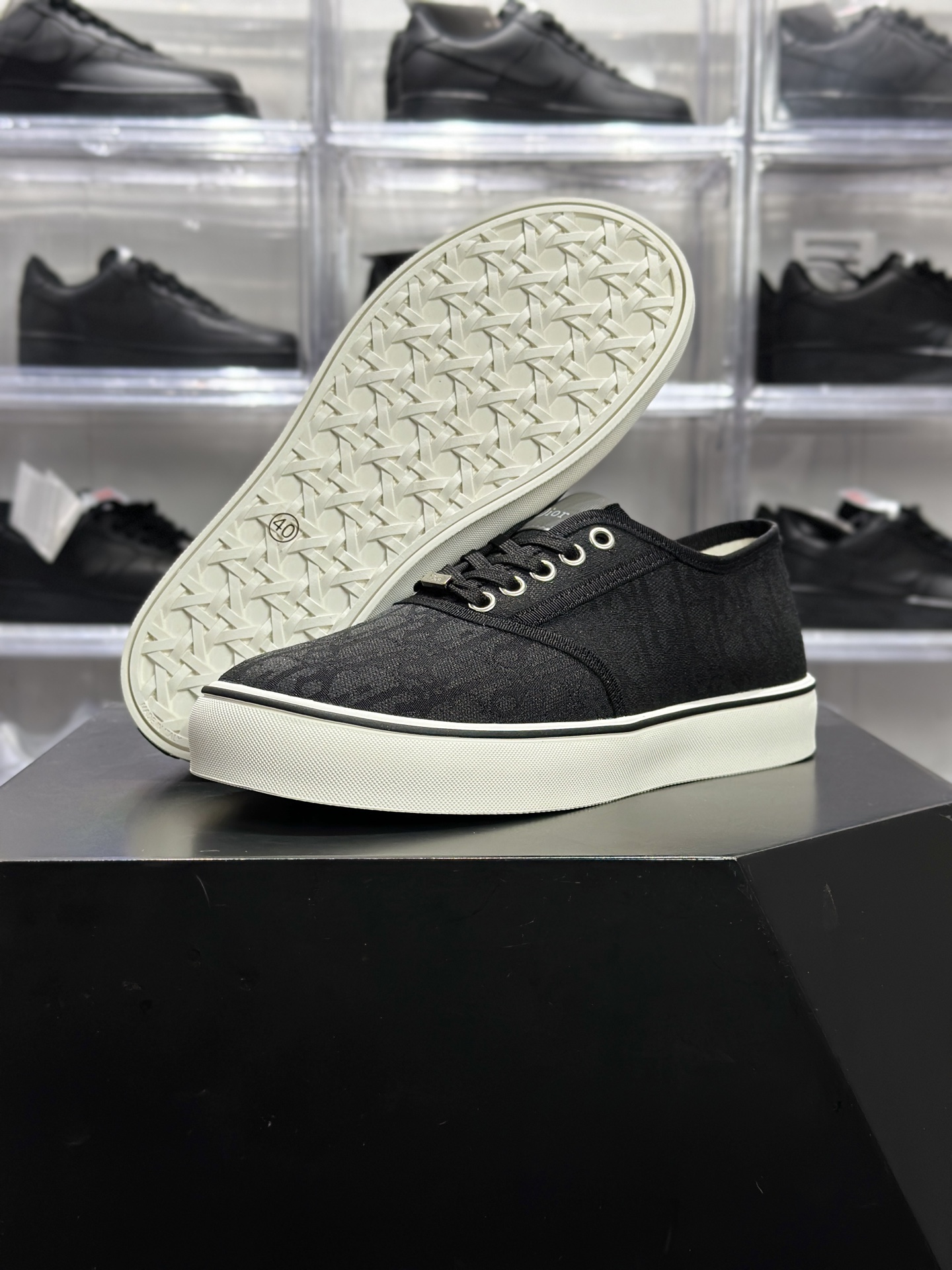 权威实拍 NP626697 新货迪奥 Dior Walk'n'Dior Oblique 低帮帆布鞋 纯黑老花款 经典 Dior Oblique 纯黑老花帆布低帮板鞋-Top High Quatity Cheap Sneakers Fashion Clothing Clothes Bags handbags Shoes of all Brand wholesale With The best Quality And Beautiful Price from China Factory Chinese suppliers wholesaler seller 权威实拍 NP626697 新货迪奥 Dior Walk'n'Dior Oblique 低帮帆布鞋 纯黑老花款 经典 Dior Oblique 纯黑老花帆布低帮板鞋